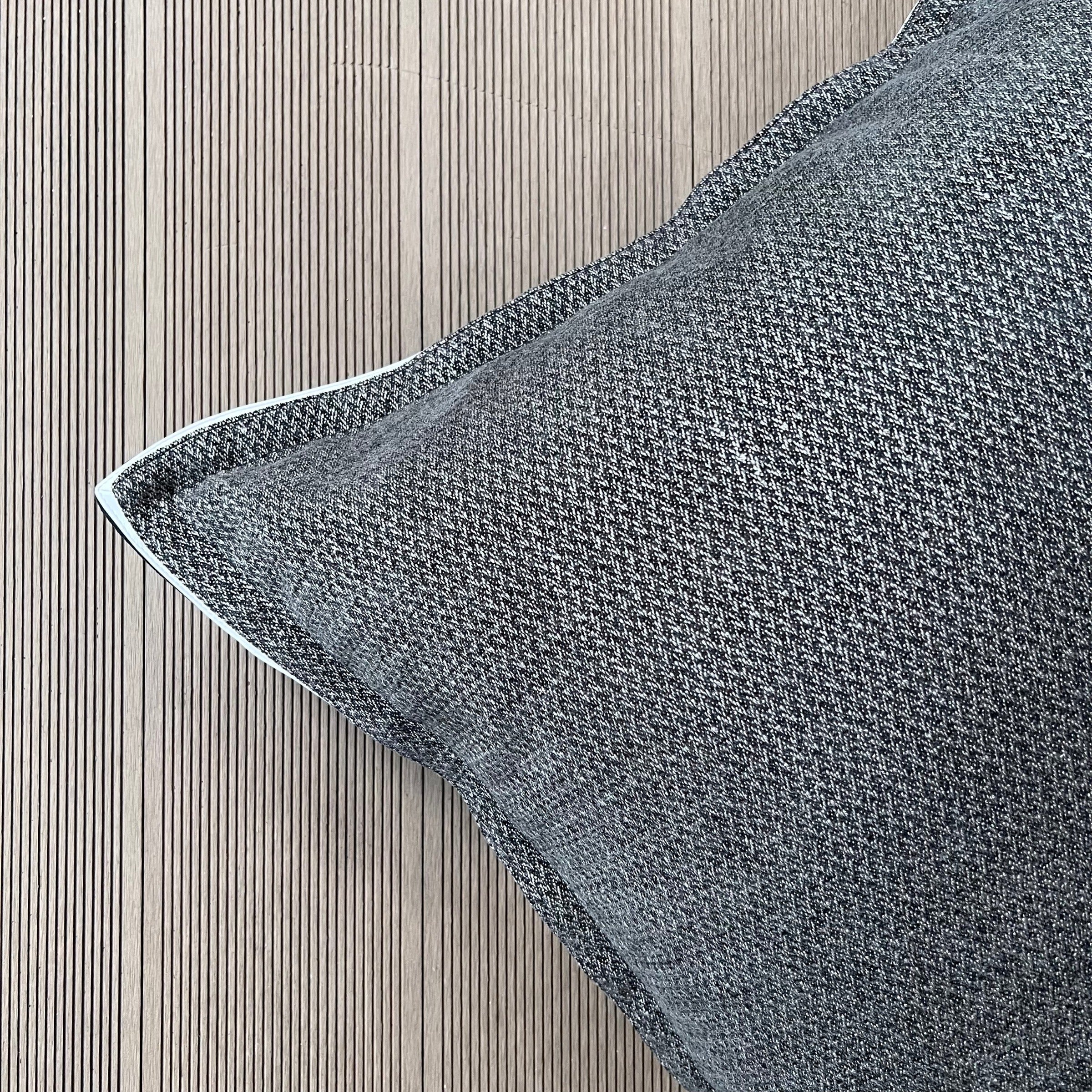 60*60 SKJG Badri Double Edge Cushion - ECC113 - Cushions - ebarza Furniture UAE | Shop Modern Furniture in Abu Dhabi & Dubai - مفروشات ايبازرا في الامارات | تسوق اثاث عصري وديكورات مميزة في دبي وابوظبي