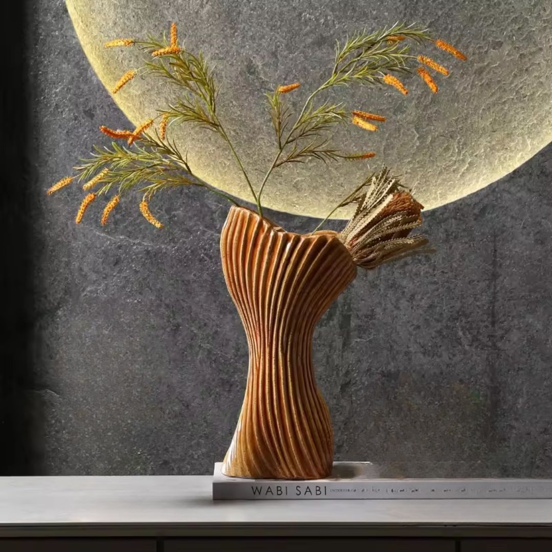 Elegant Vase-A FD-D24042A - Vases - ebarza Furniture UAE | Shop Modern Furniture in Abu Dhabi & Dubai - مفروشات ايبازرا في الامارات | تسوق اثاث عصري وديكورات مميزة في دبي وابوظبي