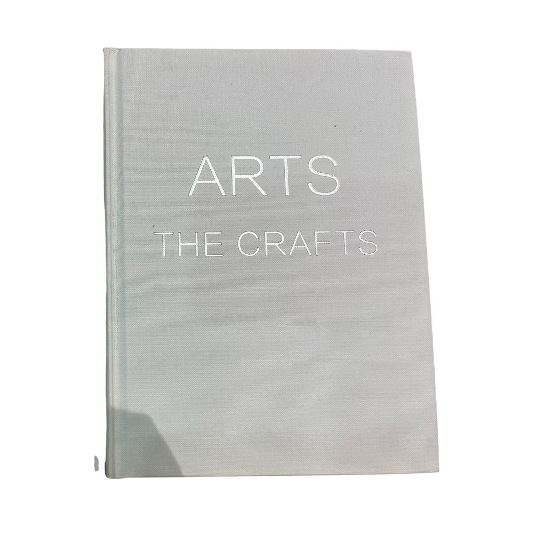Pre-order 35 Days Delivery ARTS THE CRAFTS Decorative Book - FY-30 - Decorative Books & Magazines - ebarza Furniture UAE | Shop Modern Furniture in Abu Dhabi & Dubai - مفروشات ايبازرا في الامارات | تسوق اثاث عصري وديكورات مميزة في دبي وابوظبي