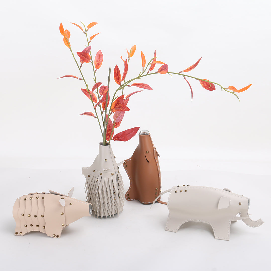 Elephant Vase/Sculpture KB3022 - Vases - ebarza Furniture UAE | Shop Modern Furniture in Abu Dhabi & Dubai - مفروشات ايبازرا في الامارات | تسوق اثاث عصري وديكورات مميزة في دبي وابوظبي