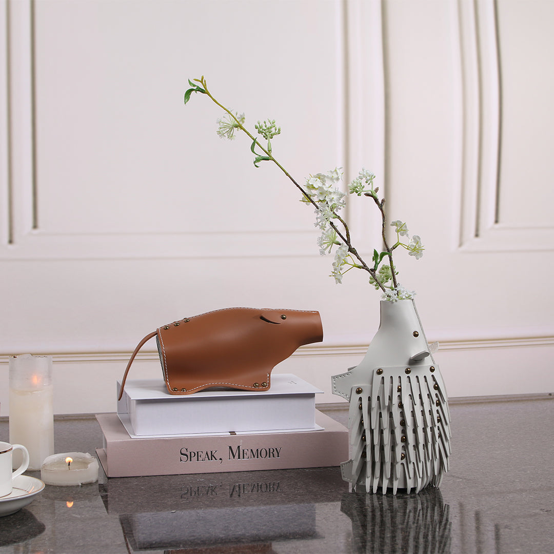 Hedgehog Vase/Sculpture KB3025 - Vases - ebarza Furniture UAE | Shop Modern Furniture in Abu Dhabi & Dubai - مفروشات ايبازرا في الامارات | تسوق اثاث عصري وديكورات مميزة في دبي وابوظبي