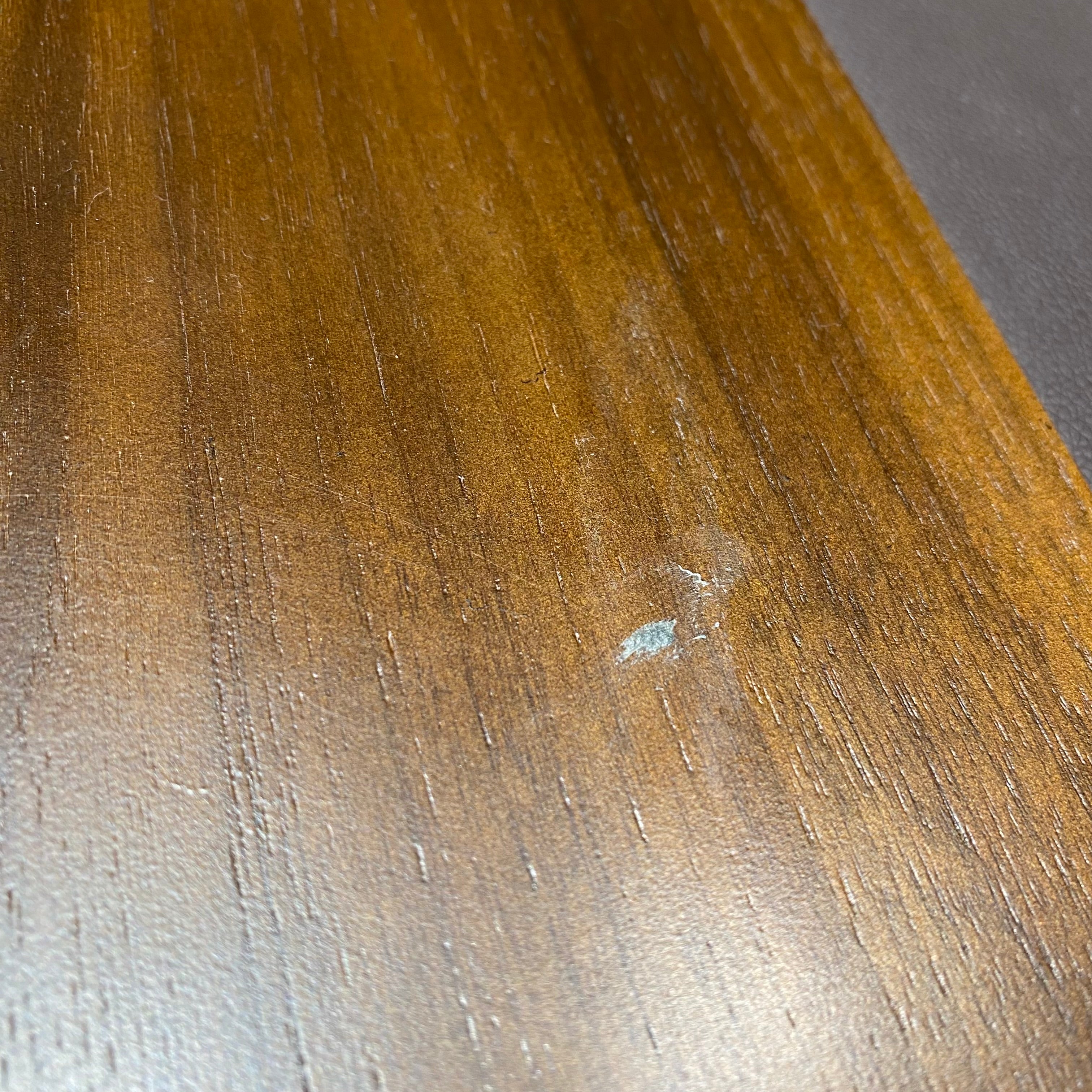 Display Item - Amber Desk Td-Abr150WdNakheel - DISPLAY ITEM - ebarza Furniture UAE | Shop Modern Furniture in Abu Dhabi & Dubai - مفروشات ايبازرا في الامارات | تسوق اثاث عصري وديكورات مميزة في دبي وابوظبي