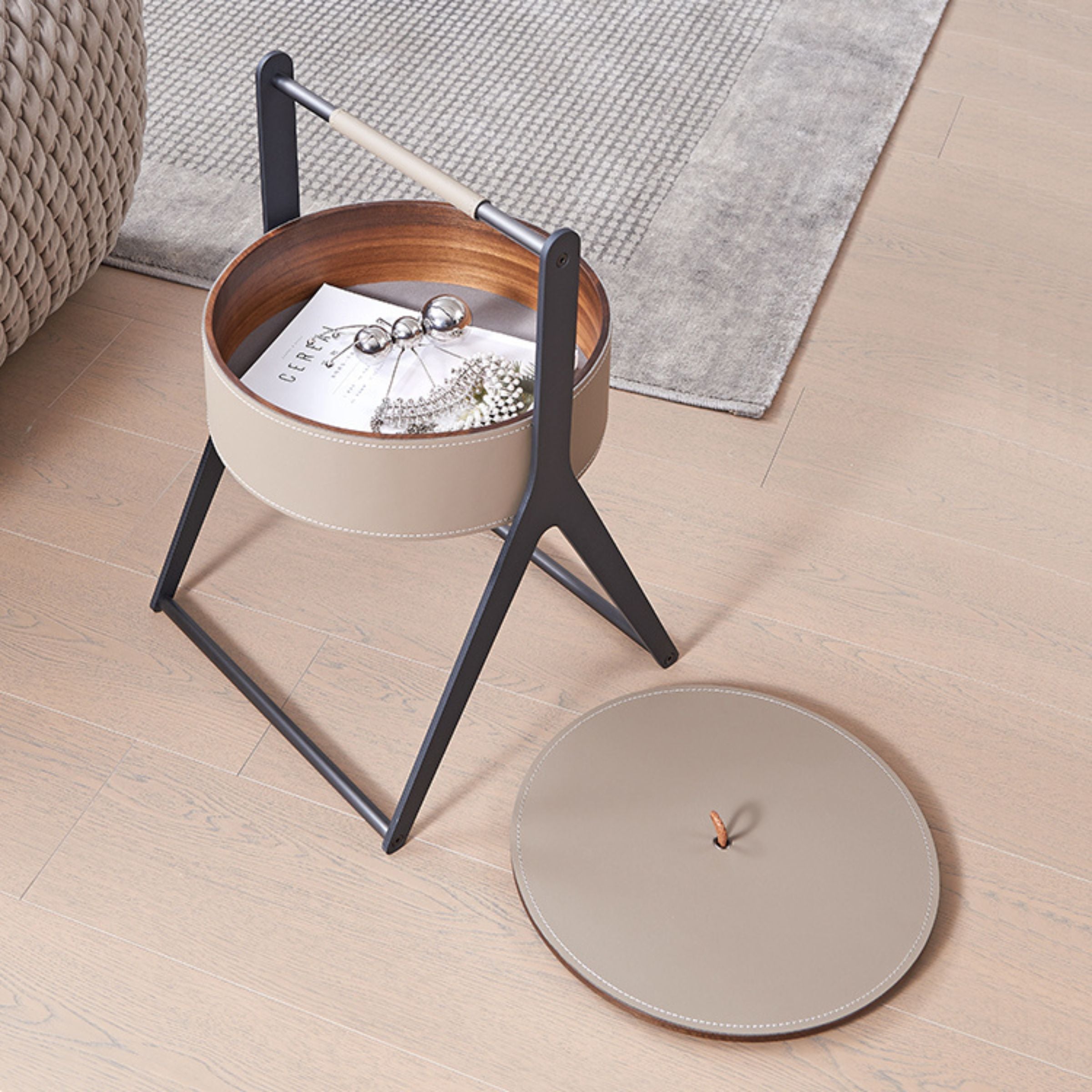 Saddle Leather Coffee Table MLL-D66 - Coffee tables - ebarza Furniture UAE | Shop Modern Furniture in Abu Dhabi & Dubai - مفروشات ايبازرا في الامارات | تسوق اثاث عصري وديكورات مميزة في دبي وابوظبي