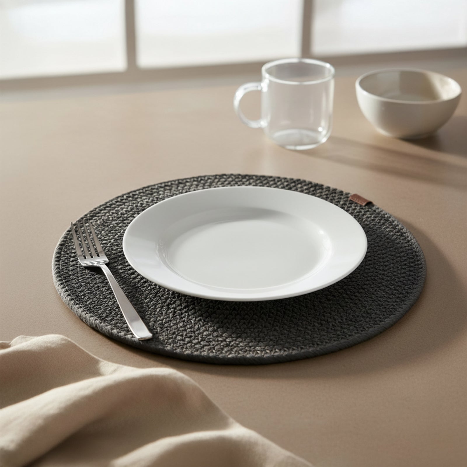Matique Paper Placemat - Black - KXYO-2305/Black - Placemats - ebarza Furniture UAE | Shop Modern Furniture in Abu Dhabi & Dubai - مفروشات ايبازرا في الامارات | تسوق اثاث عصري وديكورات مميزة في دبي وابوظبي