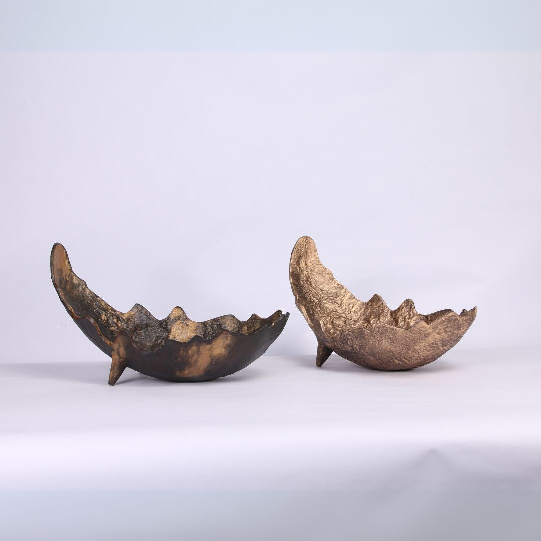 Moon-Shaped Metal Tray KC5006 - Trays - ebarza Furniture UAE | Shop Modern Furniture in Abu Dhabi & Dubai - مفروشات ايبازرا في الامارات | تسوق اثاث عصري وديكورات مميزة في دبي وابوظبي