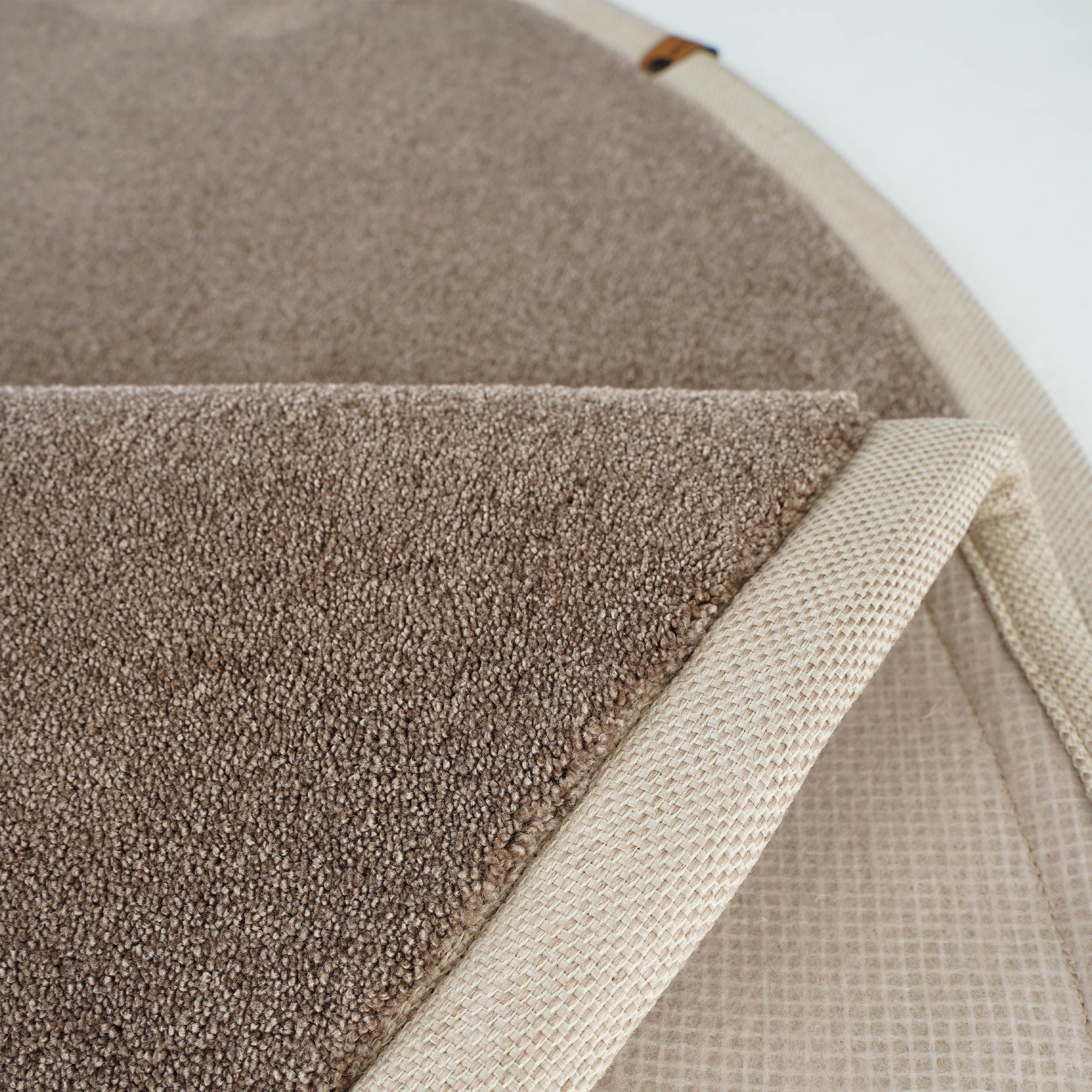 D300 CM BOUNTY 92 MONTEREY Rug 80104 - Rugs - ebarza Furniture UAE | Shop Modern Furniture in Abu Dhabi & Dubai - مفروشات ايبازرا في الامارات | تسوق اثاث عصري وديكورات مميزة في دبي وابوظبي