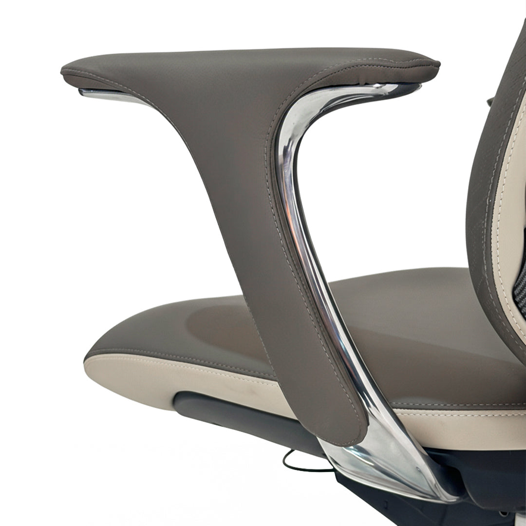 Nigel Leather Office Chair With Wheels 8005H - Office Chairs - ebarza Furniture UAE | Shop Modern Furniture in Abu Dhabi & Dubai - مفروشات ايبازرا في الامارات | تسوق اثاث عصري وديكورات مميزة في دبي وابوظبي