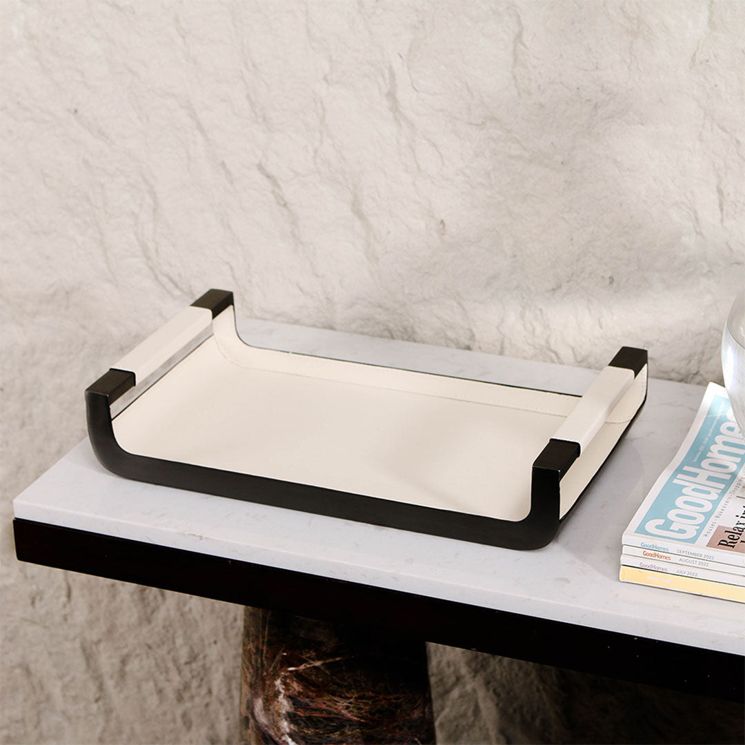 Rectangular Leather Tray-L - KC4054AL - Home Decor Figurines - ebarza Furniture UAE | Shop Modern Furniture in Abu Dhabi & Dubai - مفروشات ايبازرا في الامارات | تسوق اثاث عصري وديكورات مميزة في دبي وابوظبي