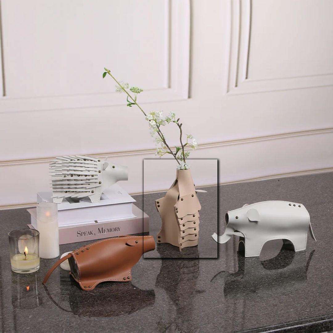 Rhino Vase/Sculpture KB3023 - Vases - ebarza Furniture UAE | Shop Modern Furniture in Abu Dhabi & Dubai - مفروشات ايبازرا في الامارات | تسوق اثاث عصري وديكورات مميزة في دبي وابوظبي