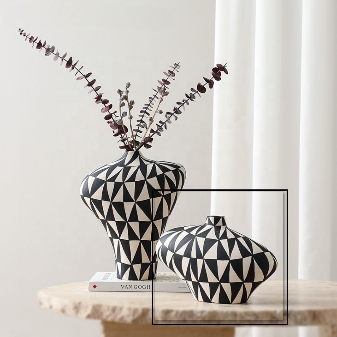 Triangular Hand-Painted Vase -B FD-D24067B - Vases - ebarza Furniture UAE | Shop Modern Furniture in Abu Dhabi & Dubai - مفروشات ايبازرا في الامارات | تسوق اثاث عصري وديكورات مميزة في دبي وابوظبي