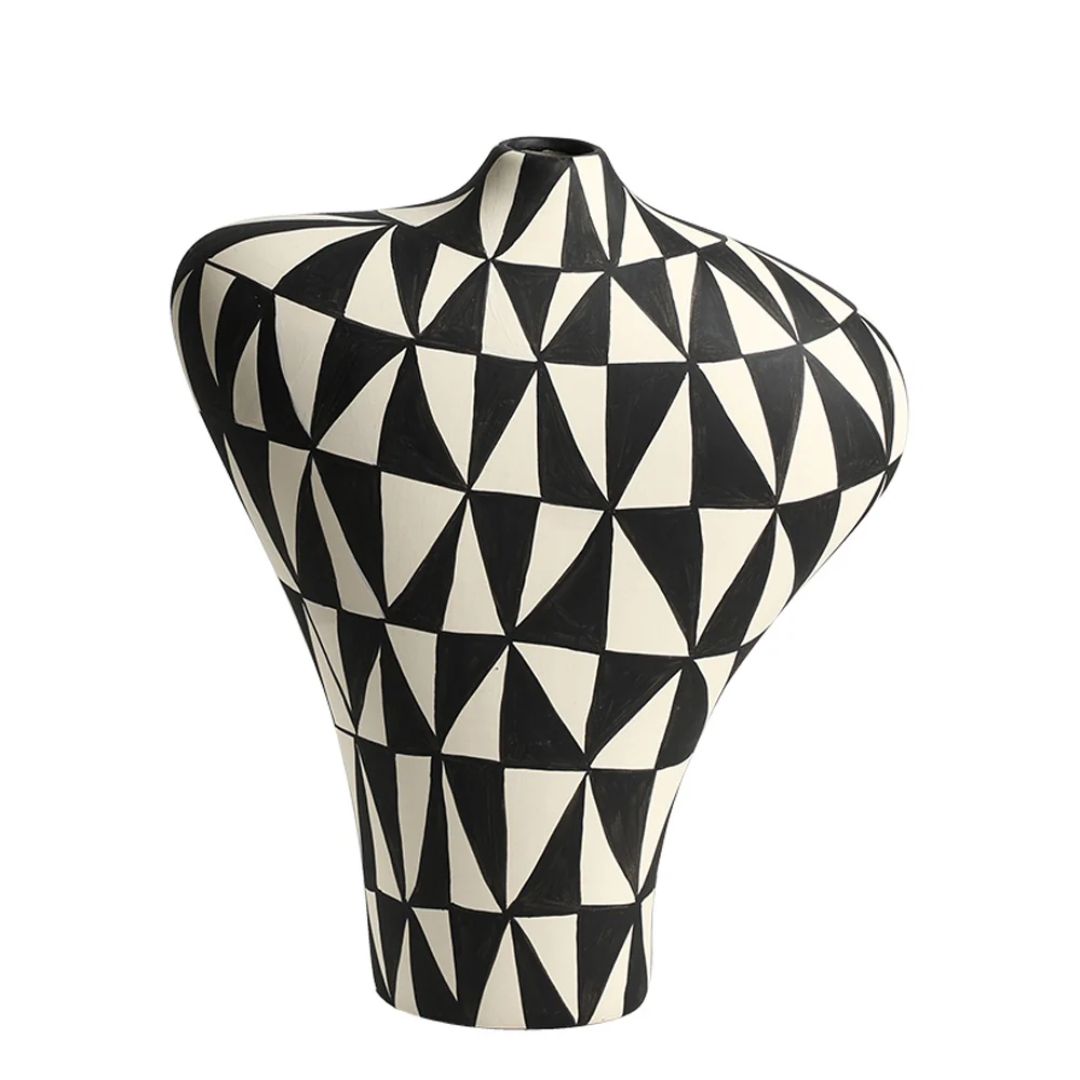 Triangular Hand-Painted Vase -A FD-D24067A - Vases - ebarza Furniture UAE | Shop Modern Furniture in Abu Dhabi & Dubai - مفروشات ايبازرا في الامارات | تسوق اثاث عصري وديكورات مميزة في دبي وابوظبي
