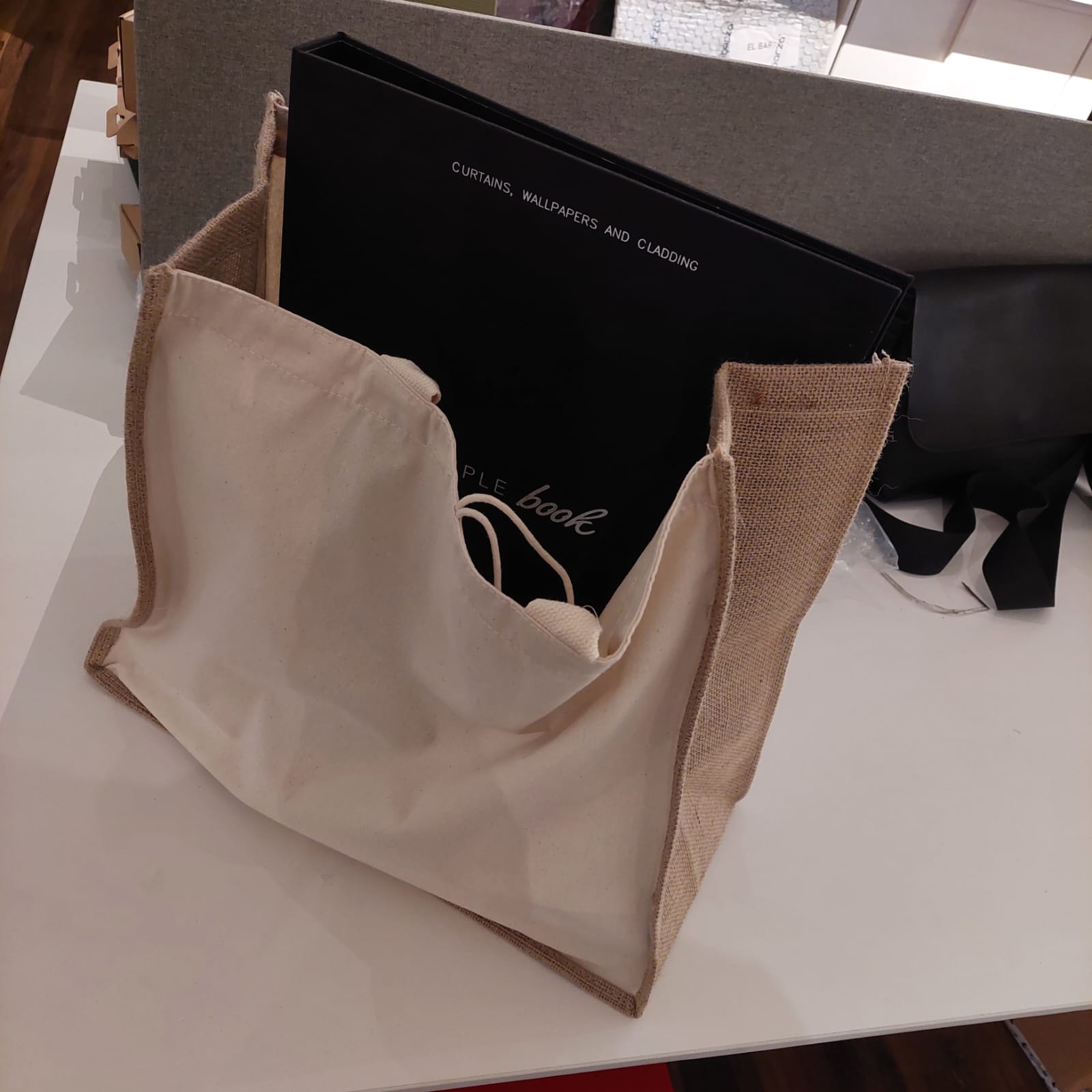 Moodboard Bag - Joinery Design Service - Wall panels samples - ebarza Furniture UAE | Shop Modern Furniture in Abu Dhabi & Dubai - مفروشات ايبازرا في الامارات | تسوق اثاث عصري وديكورات مميزة في دبي وابوظبي