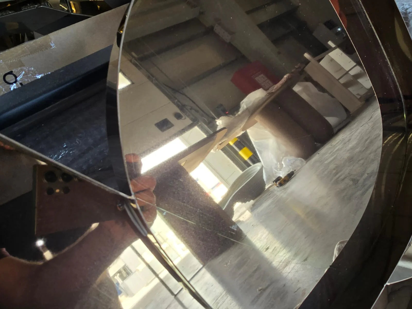 AS IS - Space Gate Handcrafted Stainless Steel Artwork Bg2020044-RG - DISPLAY ITEM - ebarza Furniture UAE | Shop Modern Furniture in Abu Dhabi & Dubai - مفروشات ايبازرا في الامارات | تسوق اثاث عصري وديكورات مميزة في دبي وابوظبي