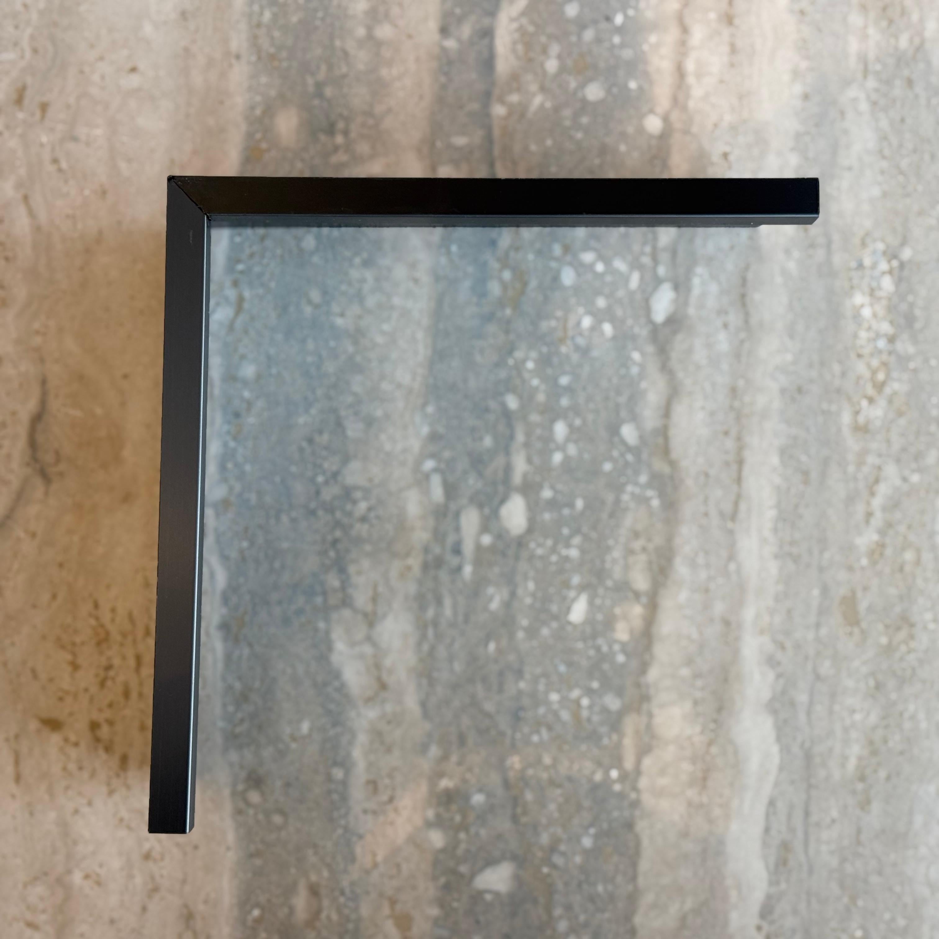 R0 (10cm) Internal Corner Skirting Accessories - Black - PR0015 - wall-panels-profiles - ebarza Furniture UAE | Shop Modern Furniture in Abu Dhabi & Dubai - مفروشات ايبازرا في الامارات | تسوق اثاث عصري وديكورات مميزة في دبي وابوظبي