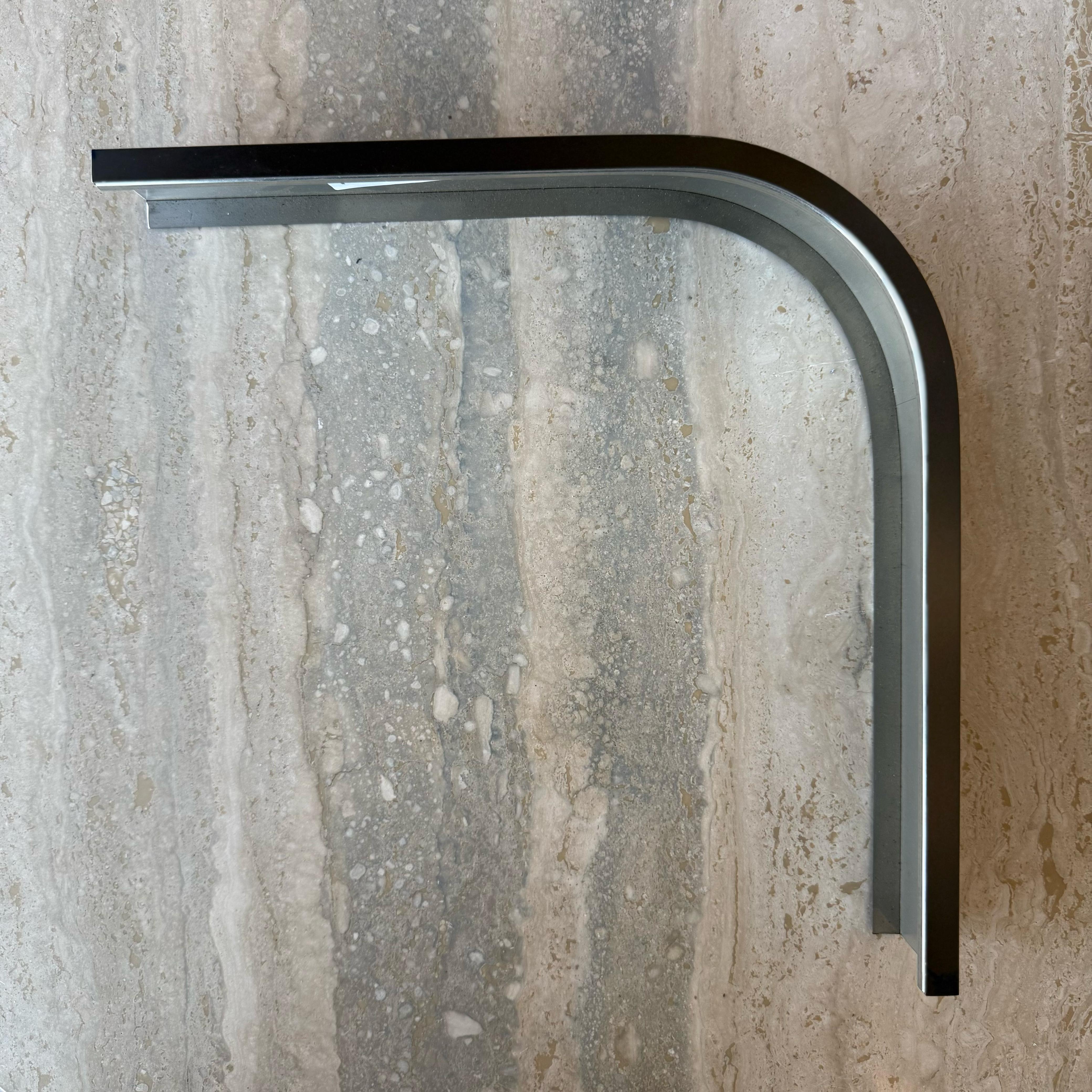 R100 (6cm) External Corner Skirting Accessories - Black - PR0026 - wall-panels-profiles - ebarza Furniture UAE | Shop Modern Furniture in Abu Dhabi & Dubai - مفروشات ايبازرا في الامارات | تسوق اثاث عصري وديكورات مميزة في دبي وابوظبي