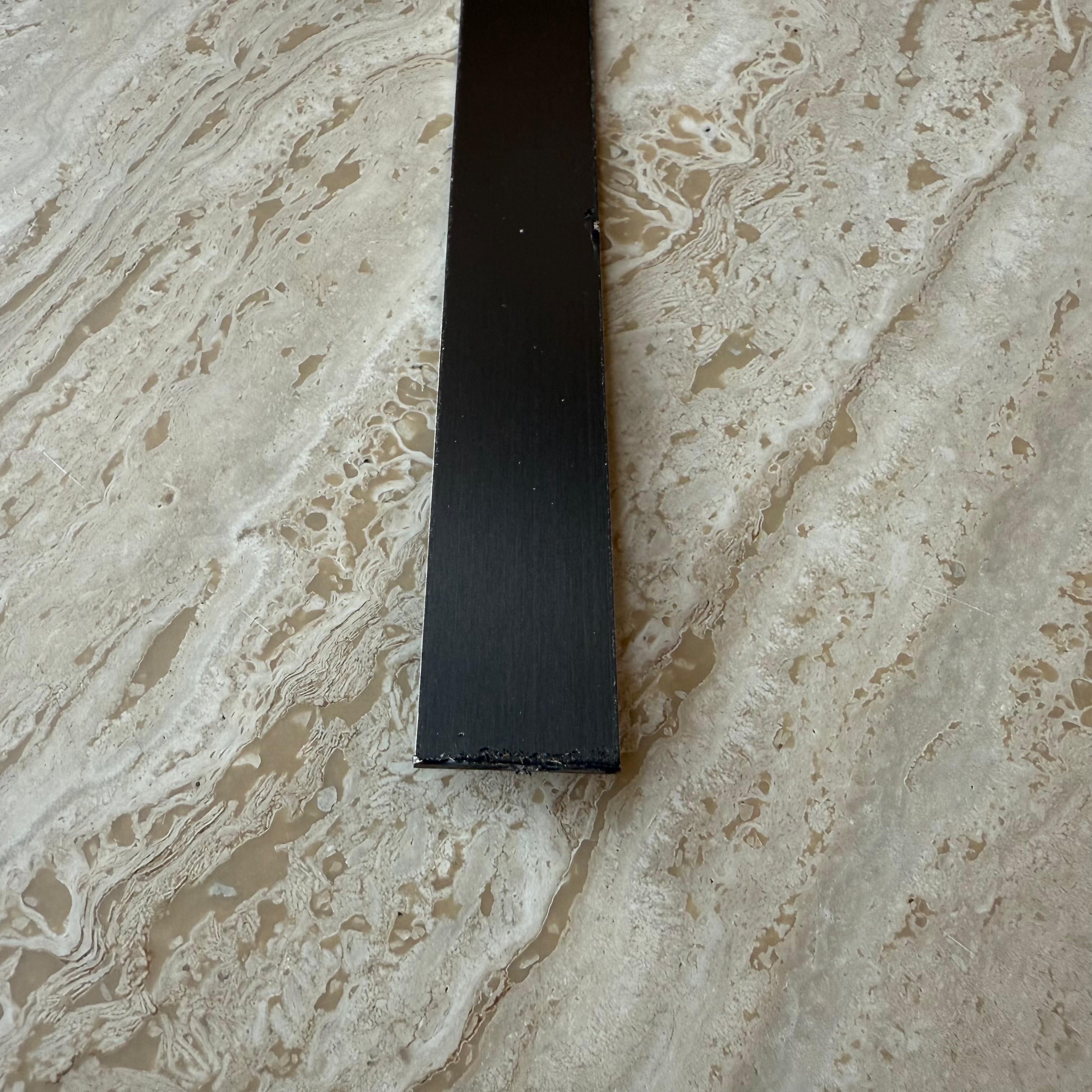 1mm Thickness (1.8cm) Stainless Steel Profile - Black - PR0032 - wall-panels-profiles - ebarza Furniture UAE | Shop Modern Furniture in Abu Dhabi & Dubai - مفروشات ايبازرا في الامارات | تسوق اثاث عصري وديكورات مميزة في دبي وابوظبي