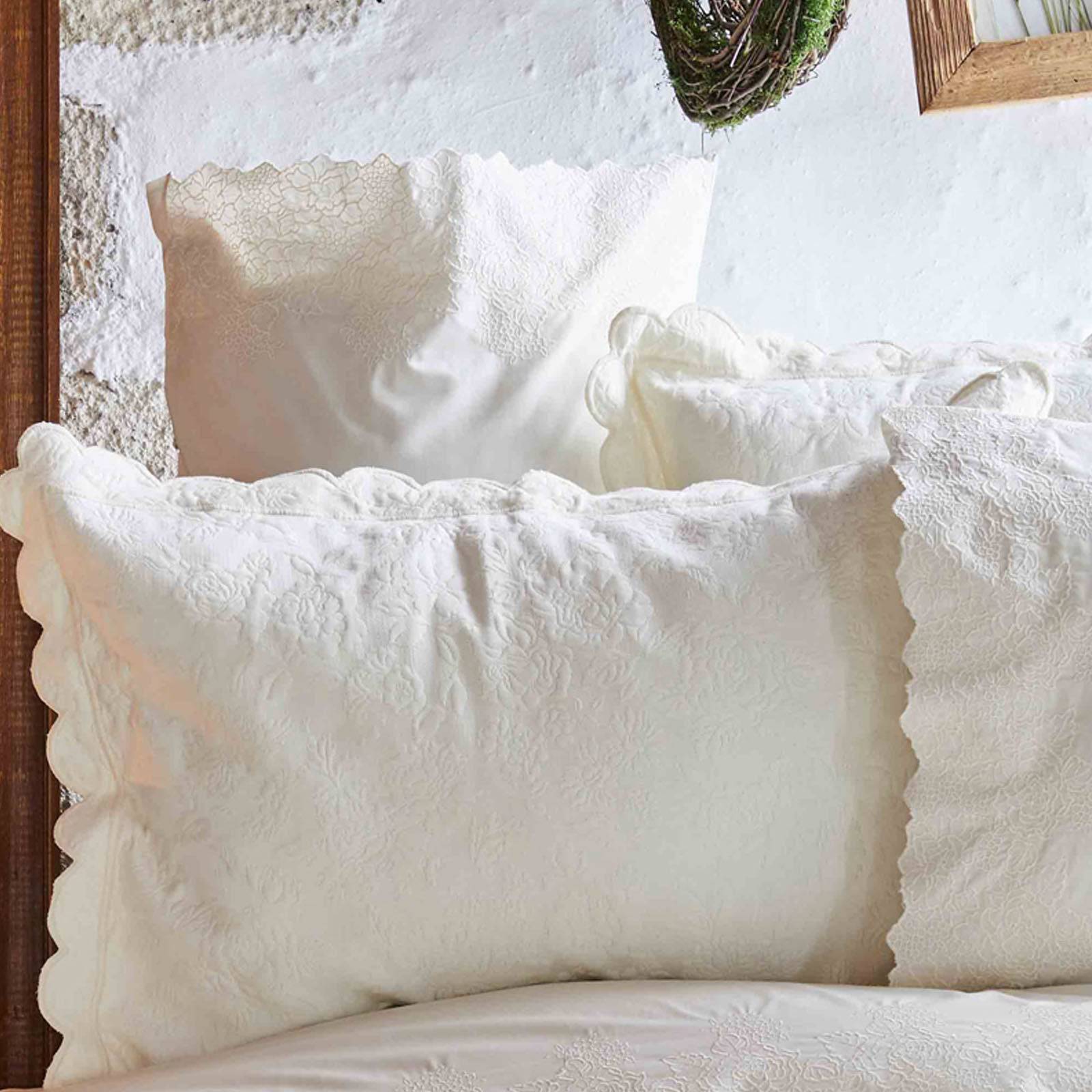 Alice Krem Cift Set 200.12.01.0099 - Bedding - ebarza Furniture UAE | Shop Modern Furniture in Abu Dhabi & Dubai - مفروشات ايبازرا في الامارات | تسوق اثاث عصري وديكورات مميزة في دبي وابوظبي