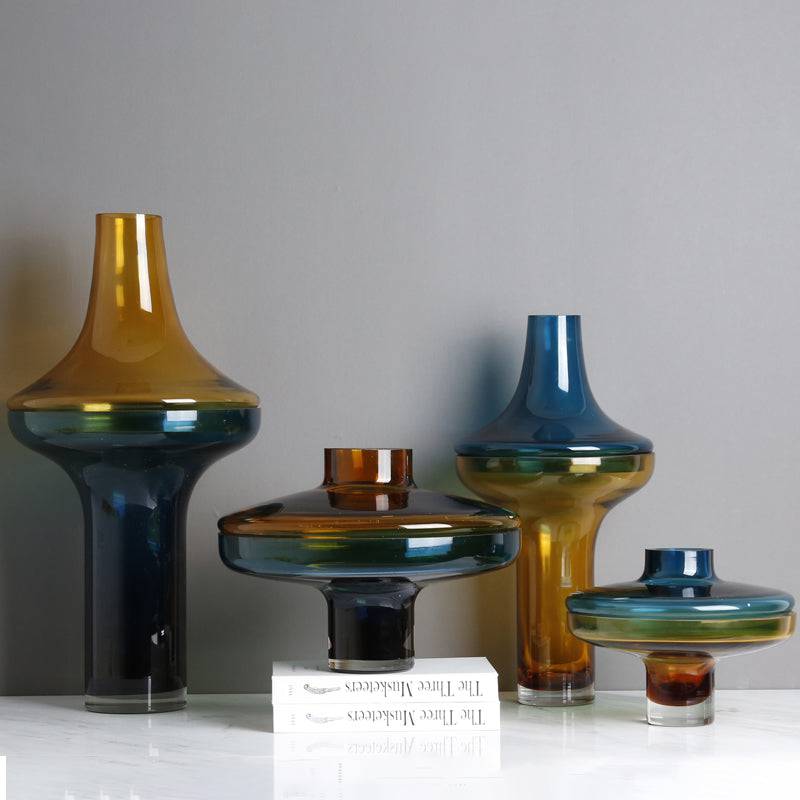 Amber & Blue Glass Vase FL-Zs254C - Vases - ebarza Furniture UAE | Shop Modern Furniture in Abu Dhabi & Dubai - مفروشات ايبازرا في الامارات | تسوق اثاث عصري وديكورات مميزة في دبي وابوظبي