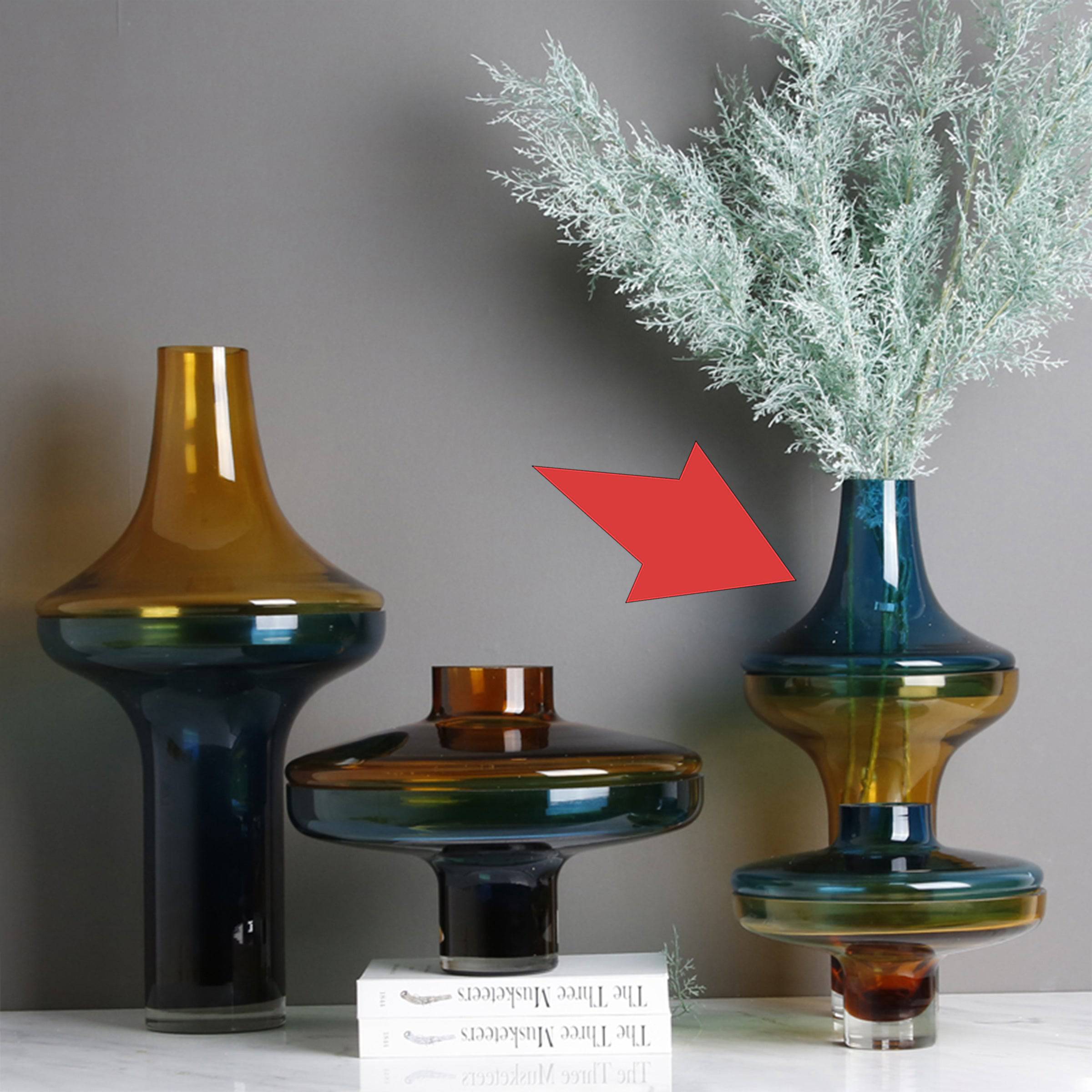 Amber & Blue Glass Vase FL-Zs254C - Vases - ebarza Furniture UAE | Shop Modern Furniture in Abu Dhabi & Dubai - مفروشات ايبازرا في الامارات | تسوق اثاث عصري وديكورات مميزة في دبي وابوظبي