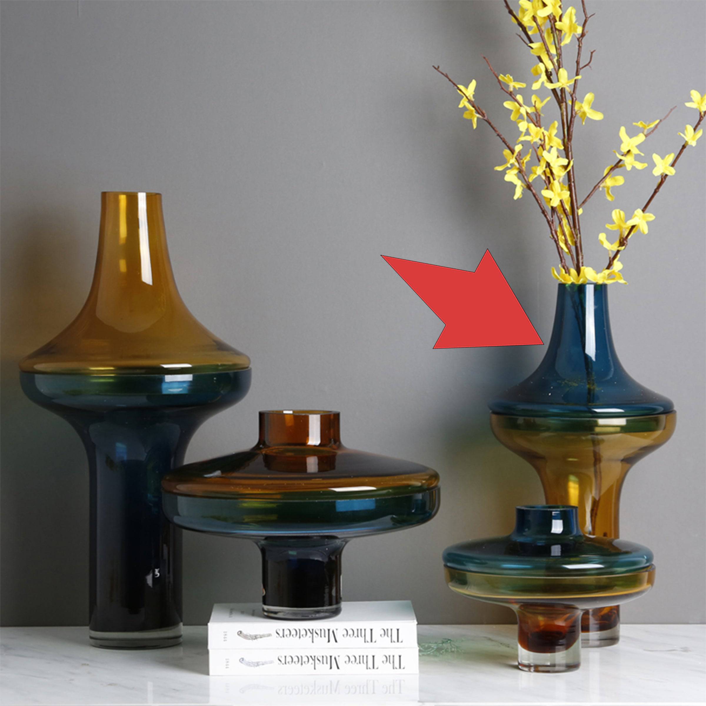 Amber & Blue Glass Vase FL-Zs254C - Vases - ebarza Furniture UAE | Shop Modern Furniture in Abu Dhabi & Dubai - مفروشات ايبازرا في الامارات | تسوق اثاث عصري وديكورات مميزة في دبي وابوظبي