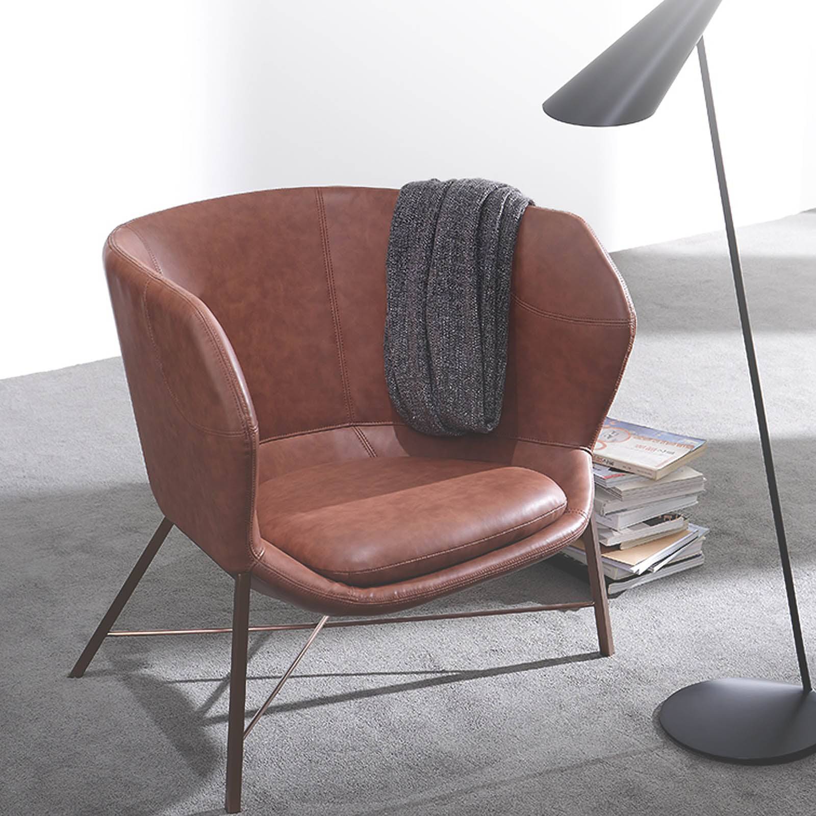 Aprilia Armchair Chair LC020-Br - Armchairs - ebarza Furniture UAE | Shop Modern Furniture in Abu Dhabi & Dubai - مفروشات ايبازرا في الامارات | تسوق اثاث عصري وديكورات مميزة في دبي وابوظبي