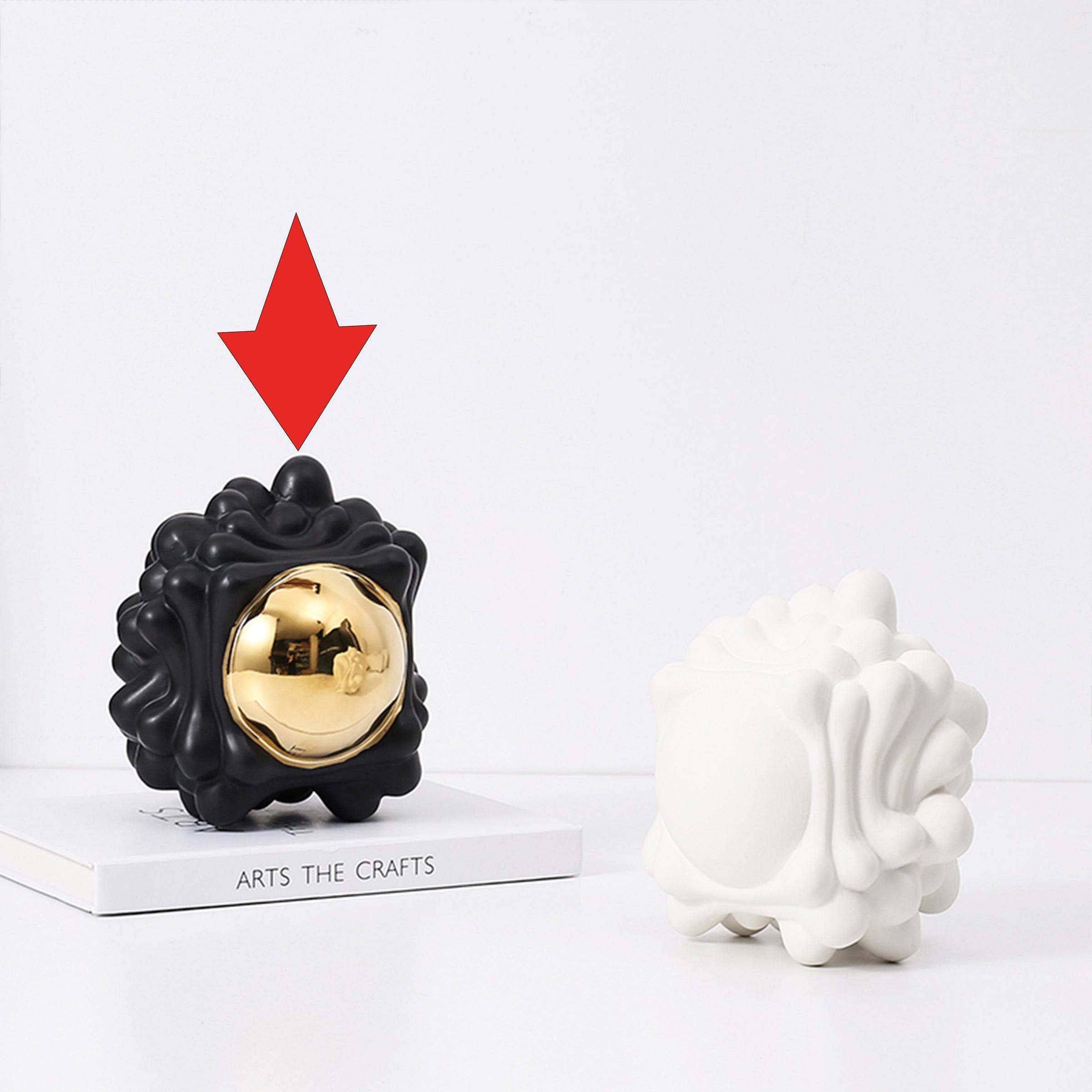 Black Corṛugated Ball -B Fa-D21070B - Home Decor Figurines - ebarza Furniture UAE | Shop Modern Furniture in Abu Dhabi & Dubai - مفروشات ايبازرا في الامارات | تسوق اثاث عصري وديكورات مميزة في دبي وابوظبي