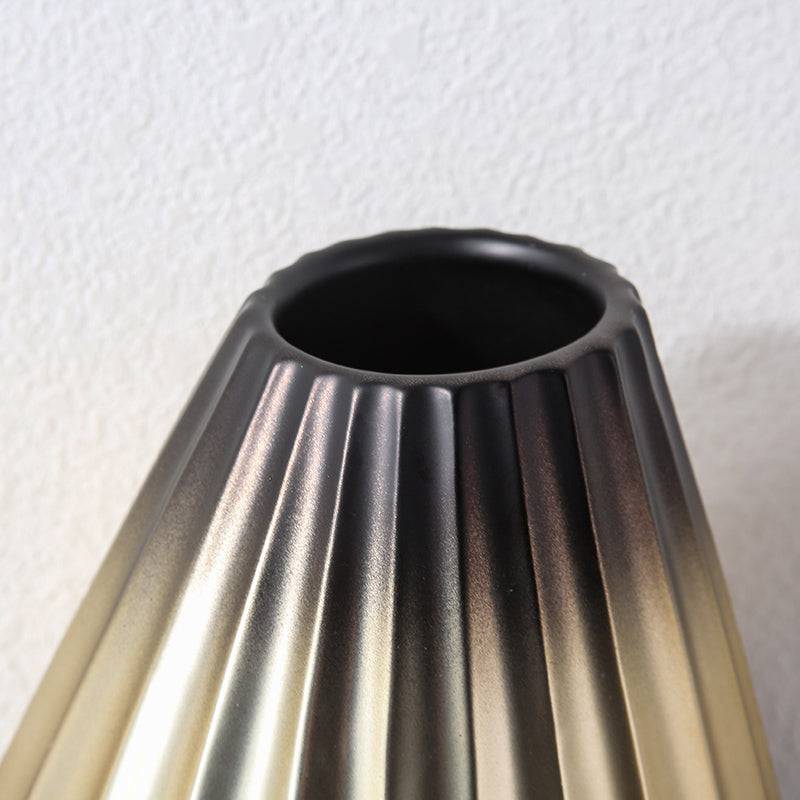 Black Gold Bottle-A Fa-D1943A - Vases - ebarza Furniture UAE | Shop Modern Furniture in Abu Dhabi & Dubai - مفروشات ايبازرا في الامارات | تسوق اثاث عصري وديكورات مميزة في دبي وابوظبي