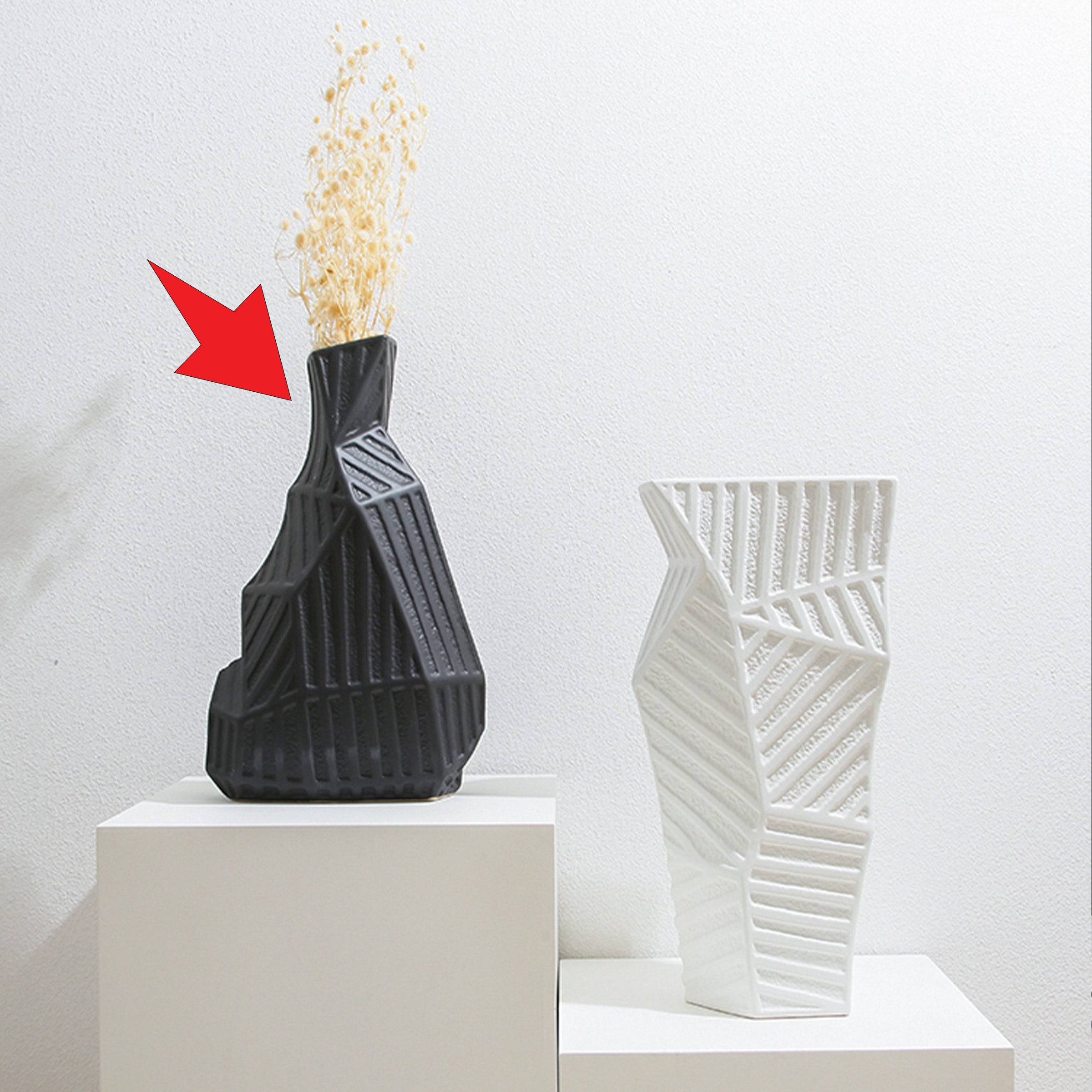 Black Patchwork Vase-B Fa-D2139A - Vases - ebarza Furniture UAE | Shop Modern Furniture in Abu Dhabi & Dubai - مفروشات ايبازرا في الامارات | تسوق اثاث عصري وديكورات مميزة في دبي وابوظبي
