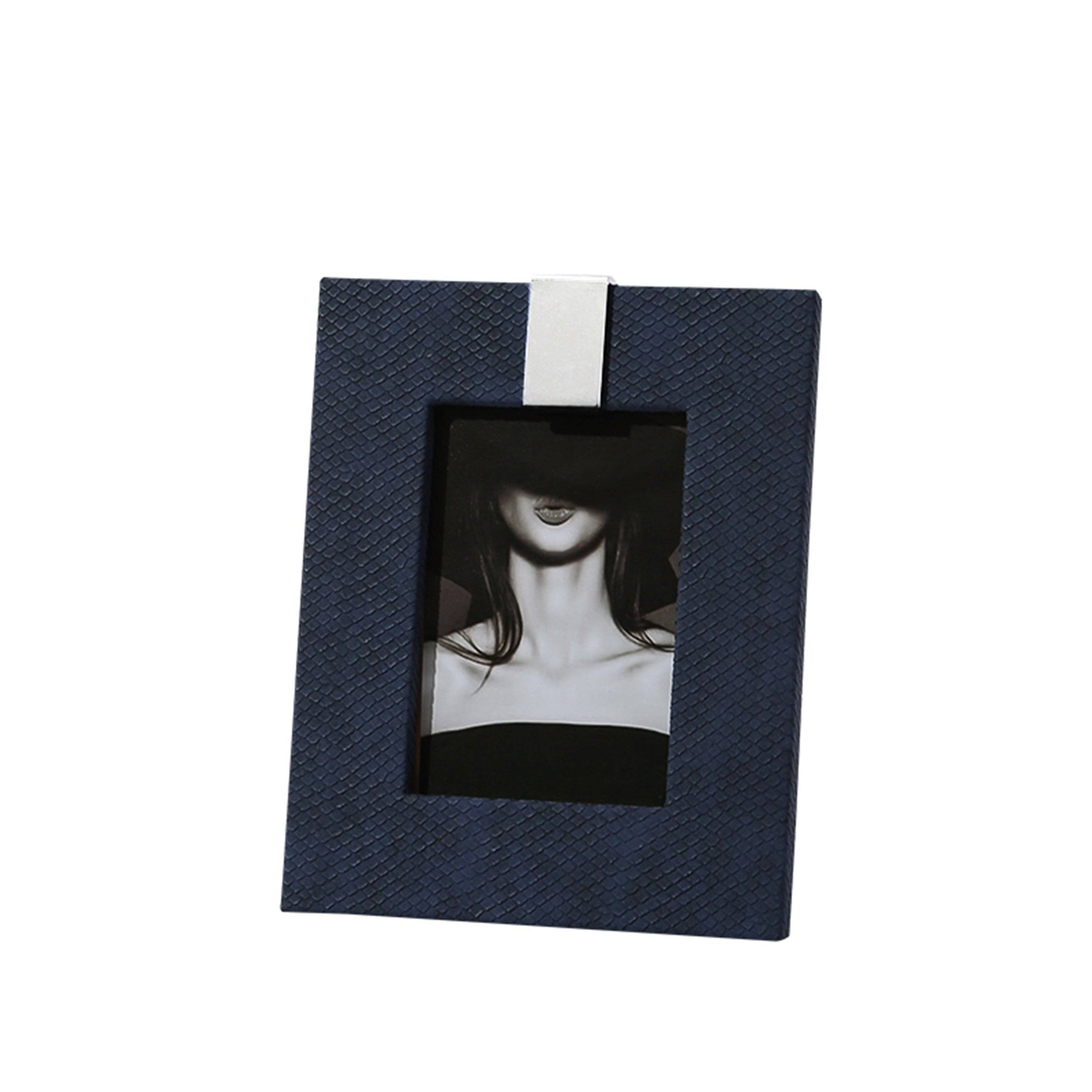 Blue Scaled Circular Photo Frame Fb-Pg2124C - Photo Frames - ebarza Furniture UAE | Shop Modern Furniture in Abu Dhabi & Dubai - مفروشات ايبازرا في الامارات | تسوق اثاث عصري وديكورات مميزة في دبي وابوظبي