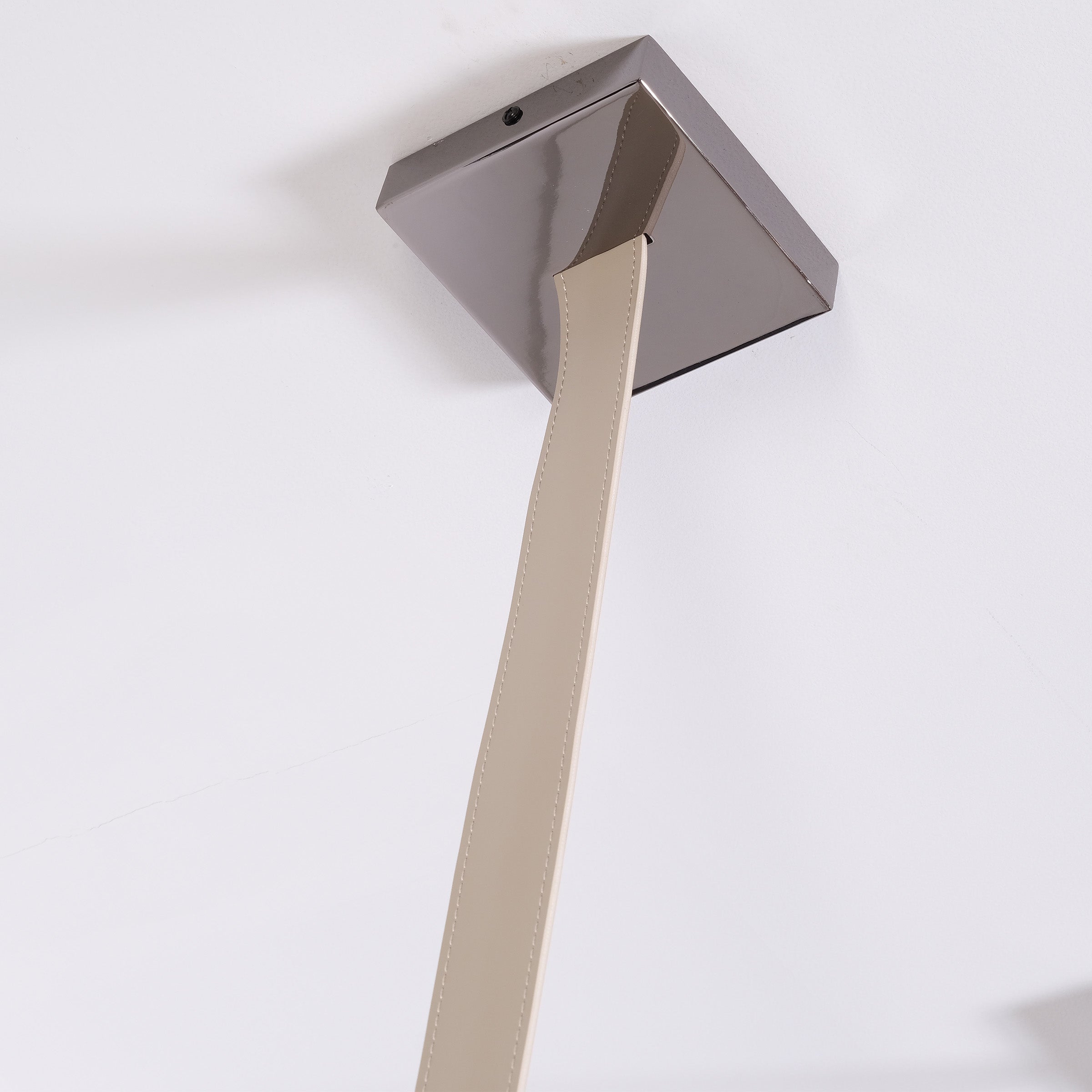 Pre-order 35 Days Delivery Set of 3x Catenary Leather Curve Pendant Lamp CY-DD-1054 - Pendant Lamps - ebarza Furniture UAE | Shop Modern Furniture in Abu Dhabi & Dubai - مفروشات ايبازرا في الامارات | تسوق اثاث عصري وديكورات مميزة في دبي وابوظبي