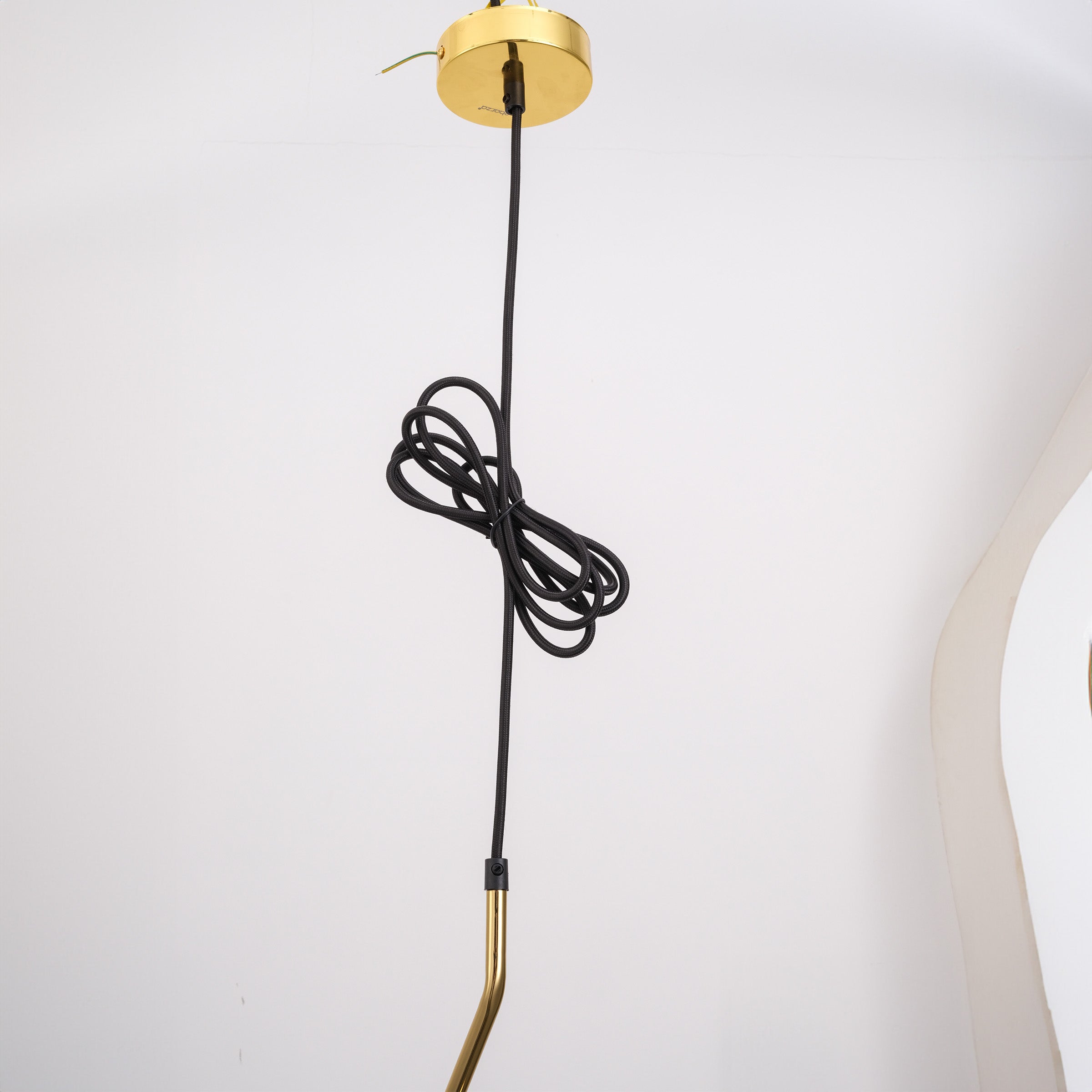 Teardrop Gold Pendant Lamp CY-DD-1062-G - Pendant Lamps - ebarza Furniture UAE | Shop Modern Furniture in Abu Dhabi & Dubai - مفروشات ايبازرا في الامارات | تسوق اثاث عصري وديكورات مميزة في دبي وابوظبي