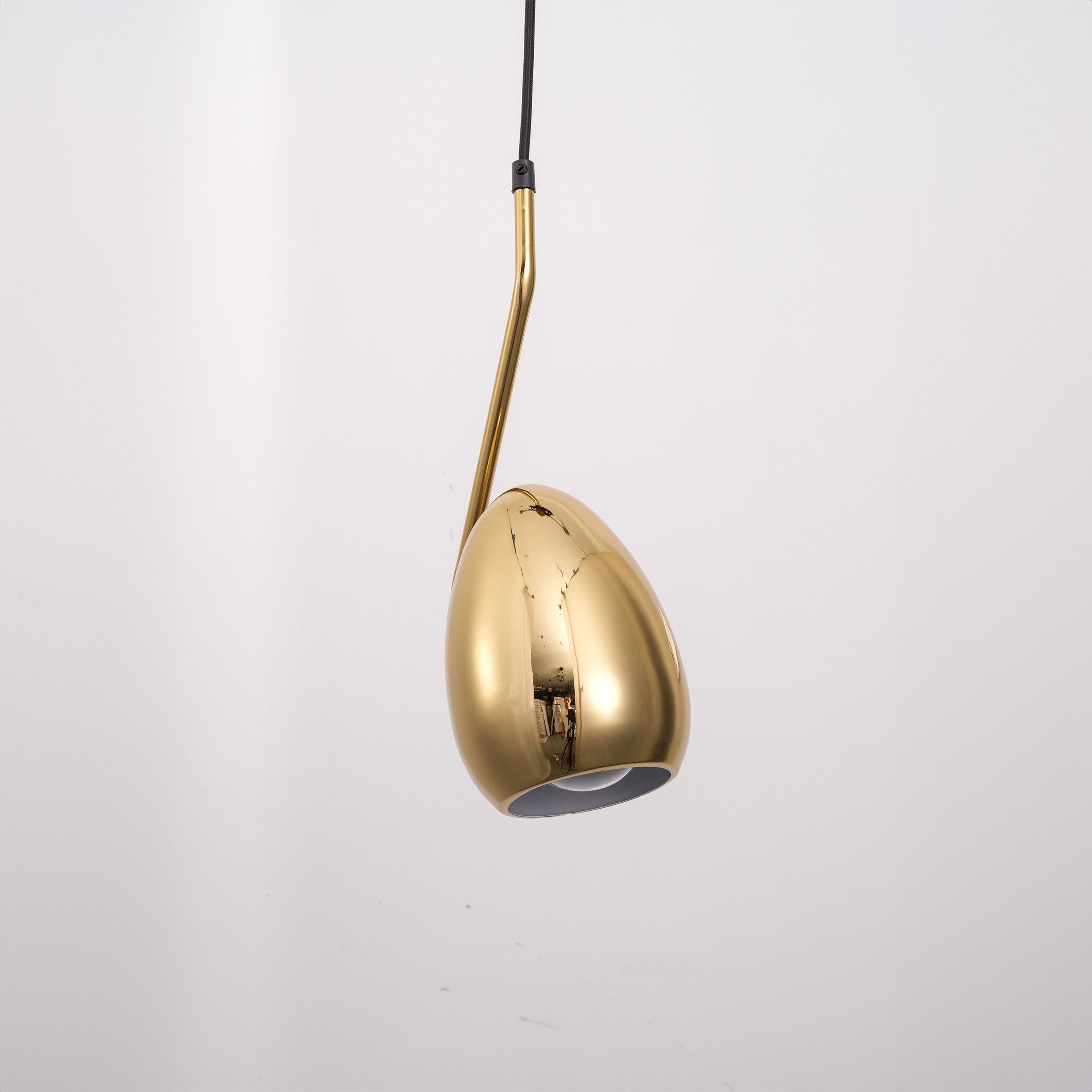 Teardrop Gold Pendant Lamp CY-DD-1062-G - Pendant Lamps - ebarza Furniture UAE | Shop Modern Furniture in Abu Dhabi & Dubai - مفروشات ايبازرا في الامارات | تسوق اثاث عصري وديكورات مميزة في دبي وابوظبي