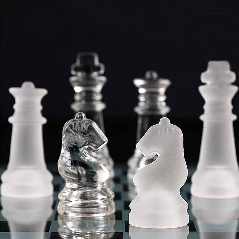 Chess Crystal Glass Decoration Mh-S01 - Home Decor Figurines - ebarza Furniture UAE | Shop Modern Furniture in Abu Dhabi & Dubai - مفروشات ايبازرا في الامارات | تسوق اثاث عصري وديكورات مميزة في دبي وابوظبي