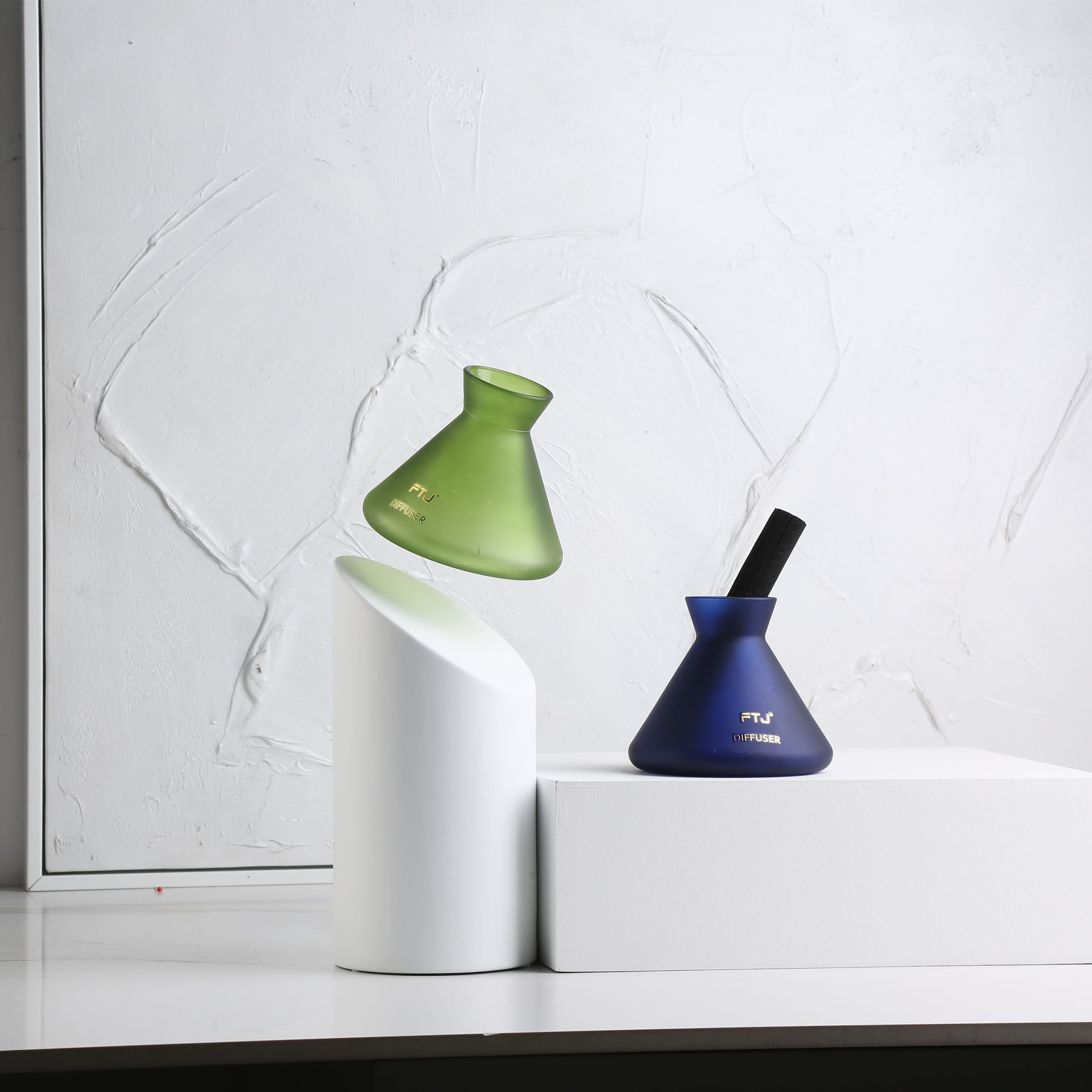 Colorful series- frosted green FD-FTJ039 - Stick Diffusers - ebarza Furniture UAE | Shop Modern Furniture in Abu Dhabi & Dubai - مفروشات ايبازرا في الامارات | تسوق اثاث عصري وديكورات مميزة في دبي وابوظبي