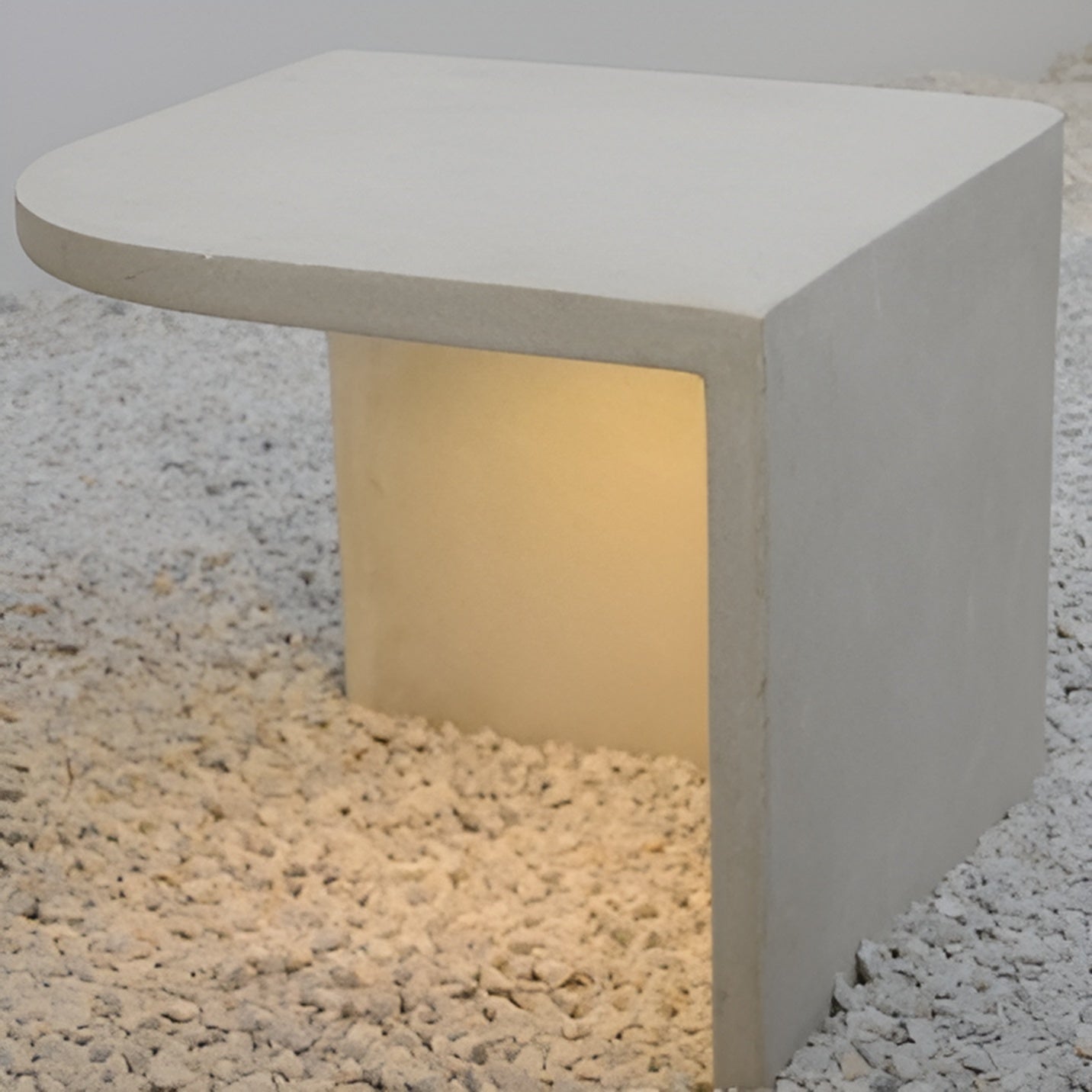 Cree Outdoor Lamp MO-7009W - Outdoor lightings - ebarza Furniture UAE | Shop Modern Furniture in Abu Dhabi & Dubai - مفروشات ايبازرا في الامارات | تسوق اثاث عصري وديكورات مميزة في دبي وابوظبي