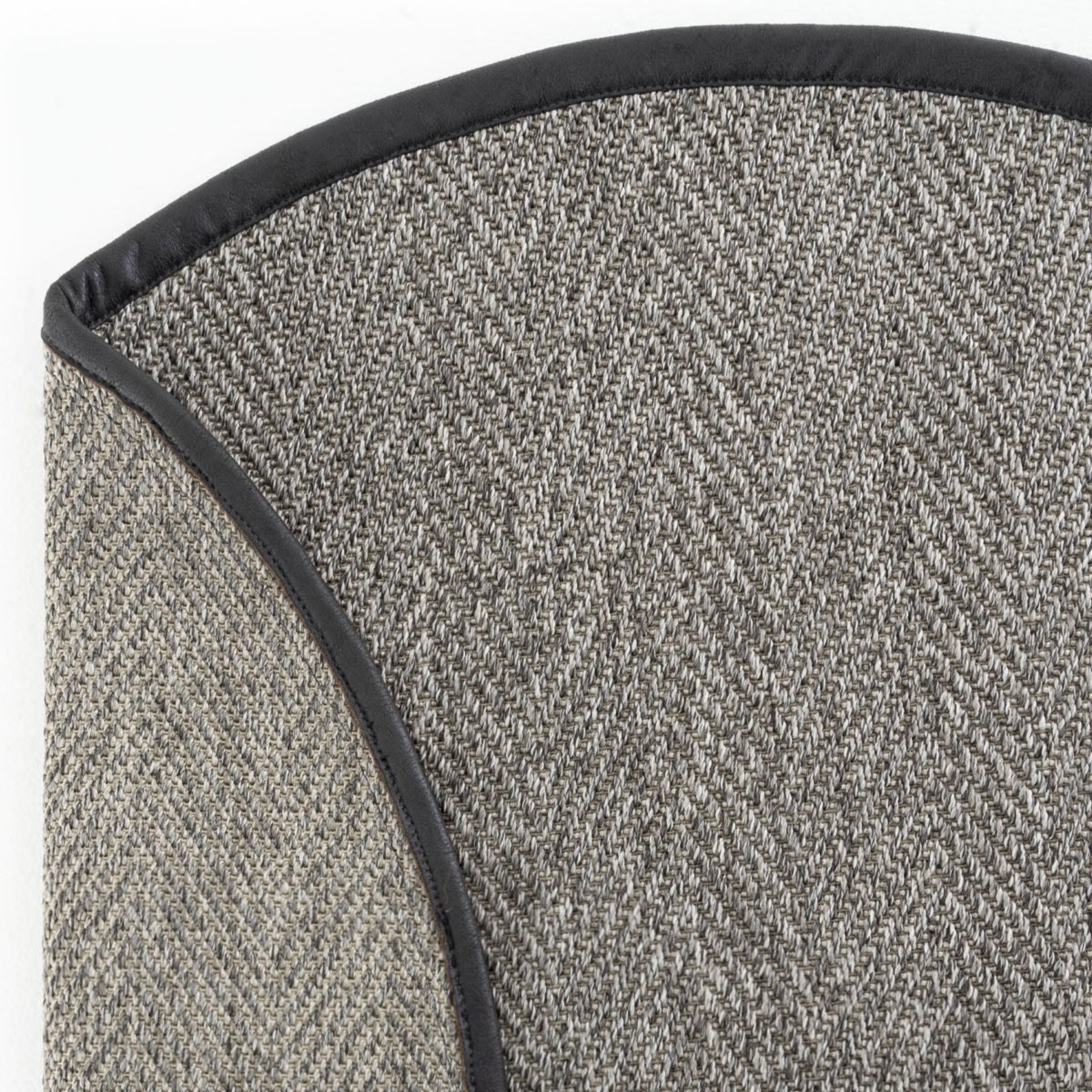 D150 CM SISAL CARPET BERLIN CH-SSLBRN-RS - Rugs - ebarza Furniture UAE | Shop Modern Furniture in Abu Dhabi & Dubai - مفروشات ايبازرا في الامارات | تسوق اثاث عصري وديكورات مميزة في دبي وابوظبي