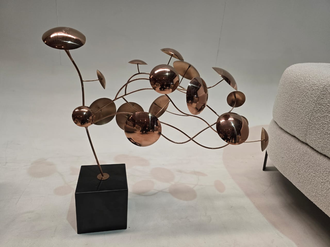 Display Item - Life Branch'S Handcrafted Stainless Steel Table Artwork B0010035/B00100-Rg - DISPLAY ITEM - ebarza Furniture UAE | Shop Modern Furniture in Abu Dhabi & Dubai - مفروشات ايبازرا في الامارات | تسوق اثاث عصري وديكورات مميزة في دبي وابوظبي