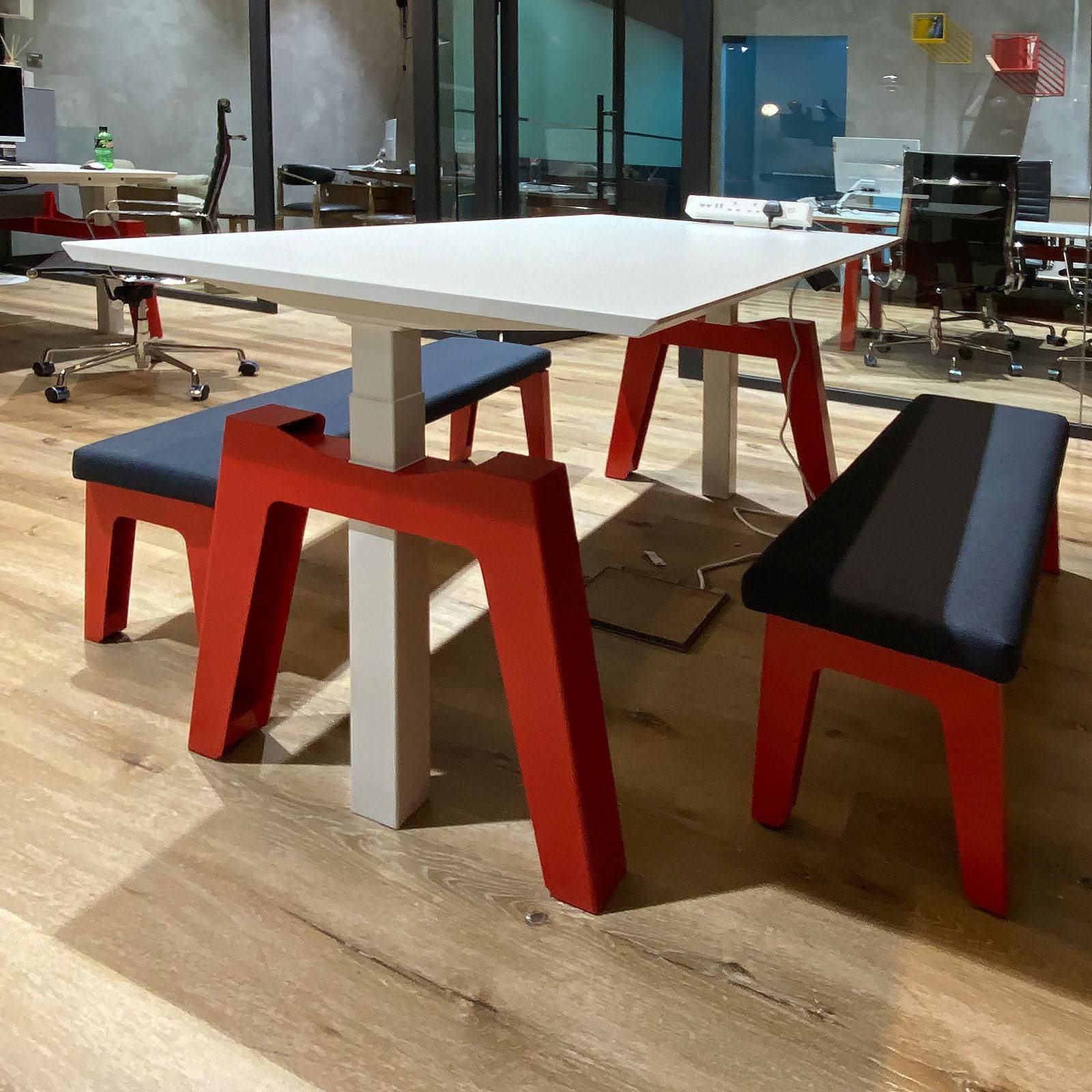 Ebarza Hydraulic Meeting Table -Red - Office Desks - ebarza Furniture UAE | Shop Modern Furniture in Abu Dhabi & Dubai - مفروشات ايبازرا في الامارات | تسوق اثاث عصري وديكورات مميزة في دبي وابوظبي