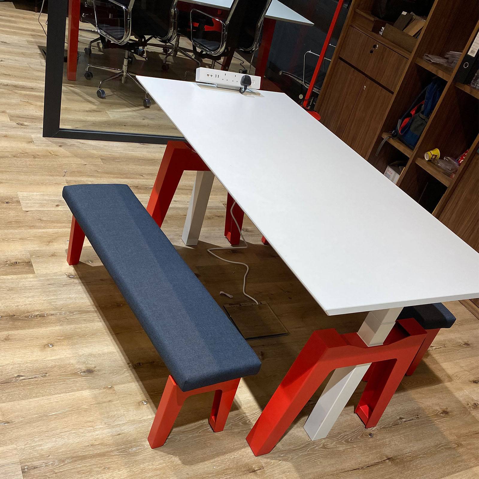 Ebarza Hydraulic Meeting Table -Red - Office Desks - ebarza Furniture UAE | Shop Modern Furniture in Abu Dhabi & Dubai - مفروشات ايبازرا في الامارات | تسوق اثاث عصري وديكورات مميزة في دبي وابوظبي