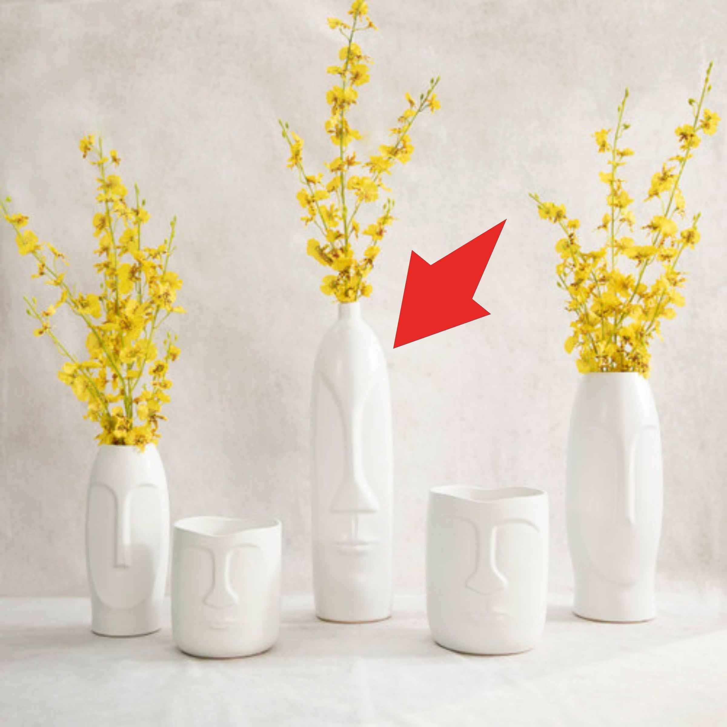 Face Vase 45 Cm - White 15761-01 - Vases - ebarza Furniture UAE | Shop Modern Furniture in Abu Dhabi & Dubai - مفروشات ايبازرا في الامارات | تسوق اثاث عصري وديكورات مميزة في دبي وابوظبي