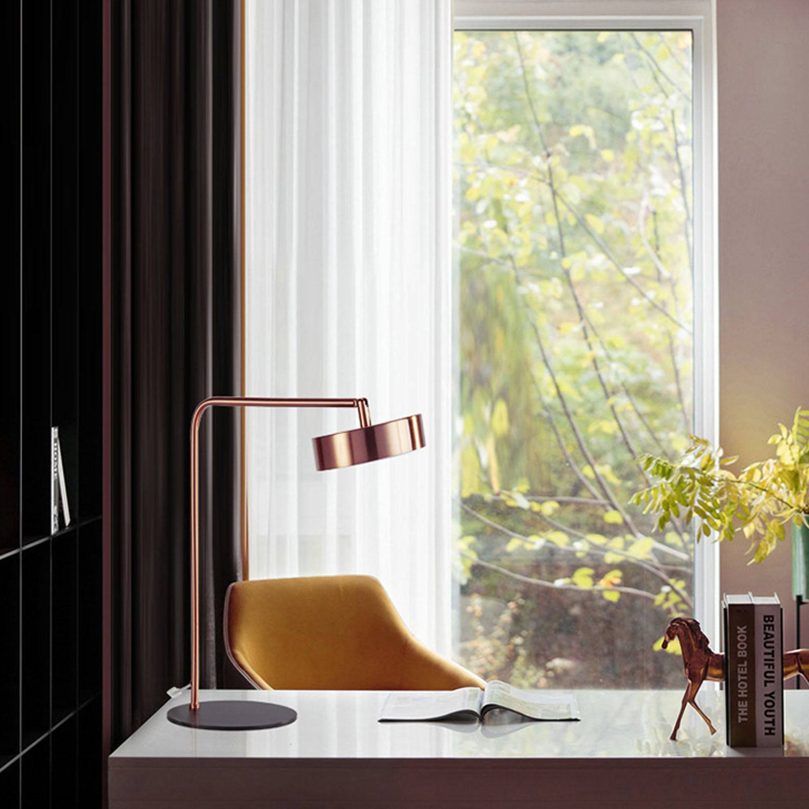 Farum Table Lamp Cy-New-068 - Desk\table Lamps - ebarza Furniture UAE | Shop Modern Furniture in Abu Dhabi & Dubai - مفروشات ايبازرا في الامارات | تسوق اثاث عصري وديكورات مميزة في دبي وابوظبي