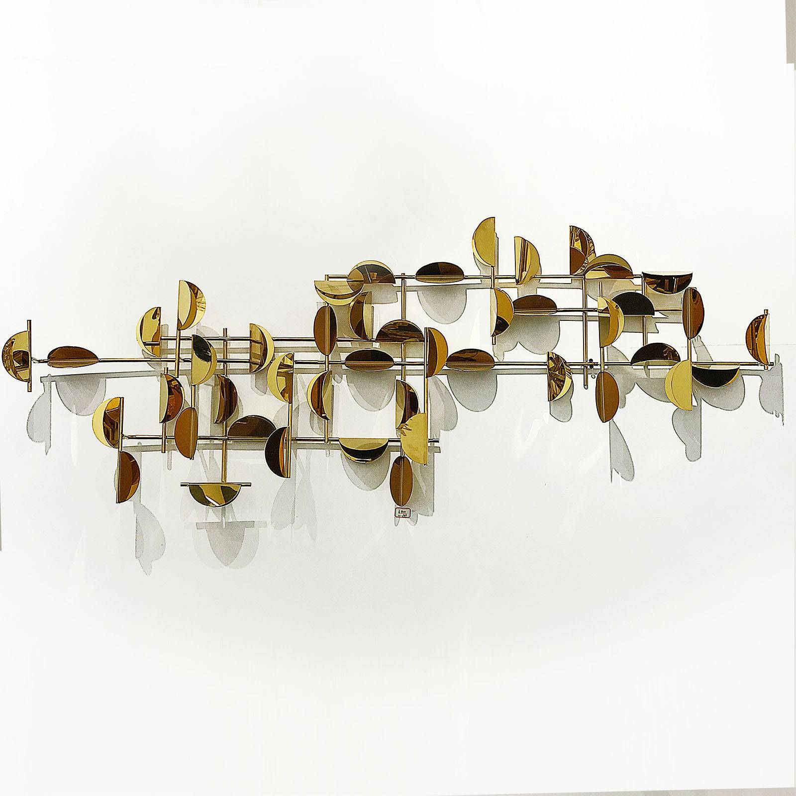 Golden Leaves Handcrafted Stainless Steel Artwork Z08019 - Artwork - ebarza Furniture UAE | Shop Modern Furniture in Abu Dhabi & Dubai - مفروشات ايبازرا في الامارات | تسوق اثاث عصري وديكورات مميزة في دبي وابوظبي