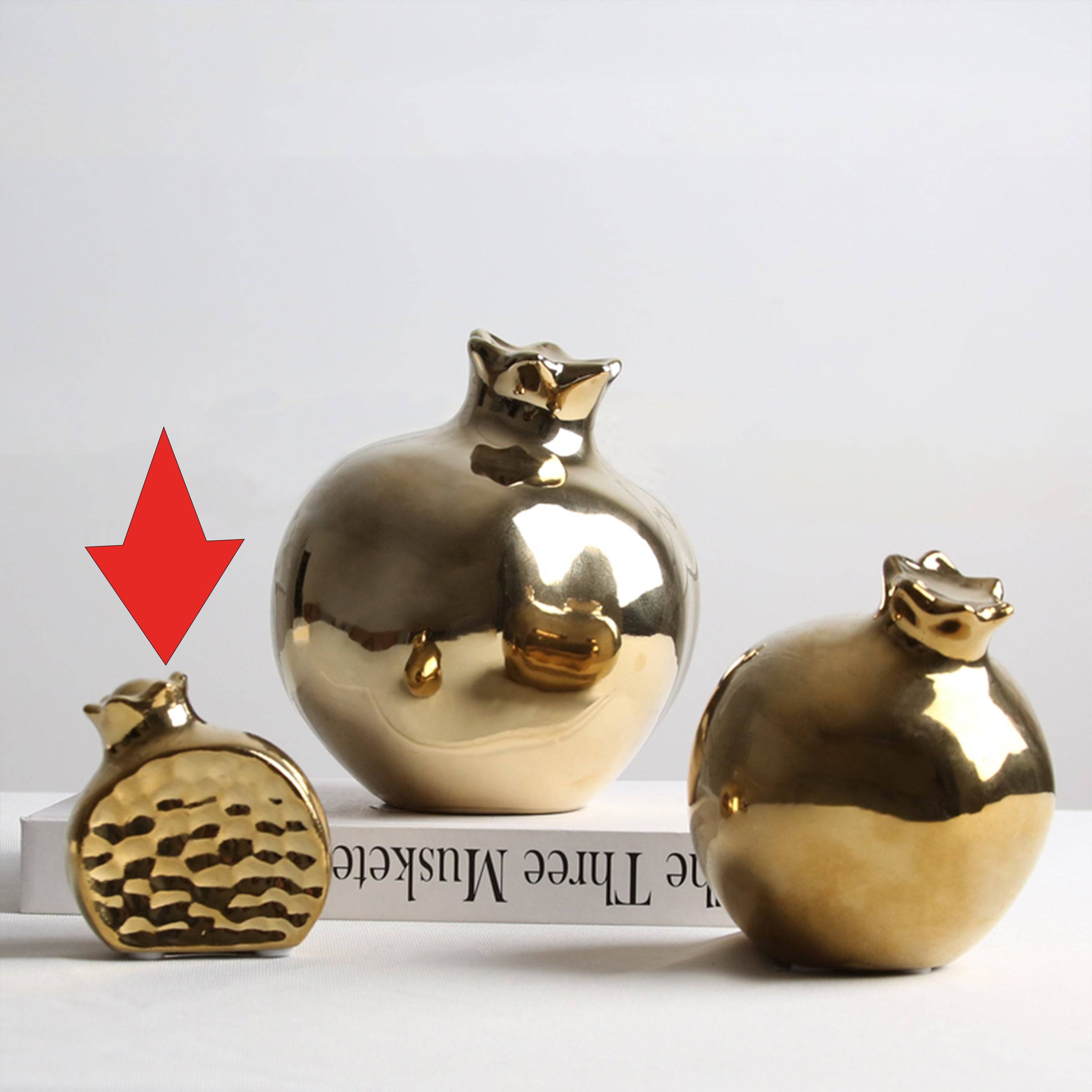 Golden Pomegranate Décor Fl-D406 - Home Decor Figurines - ebarza Furniture UAE | Shop Modern Furniture in Abu Dhabi & Dubai - مفروشات ايبازرا في الامارات | تسوق اثاث عصري وديكورات مميزة في دبي وابوظبي