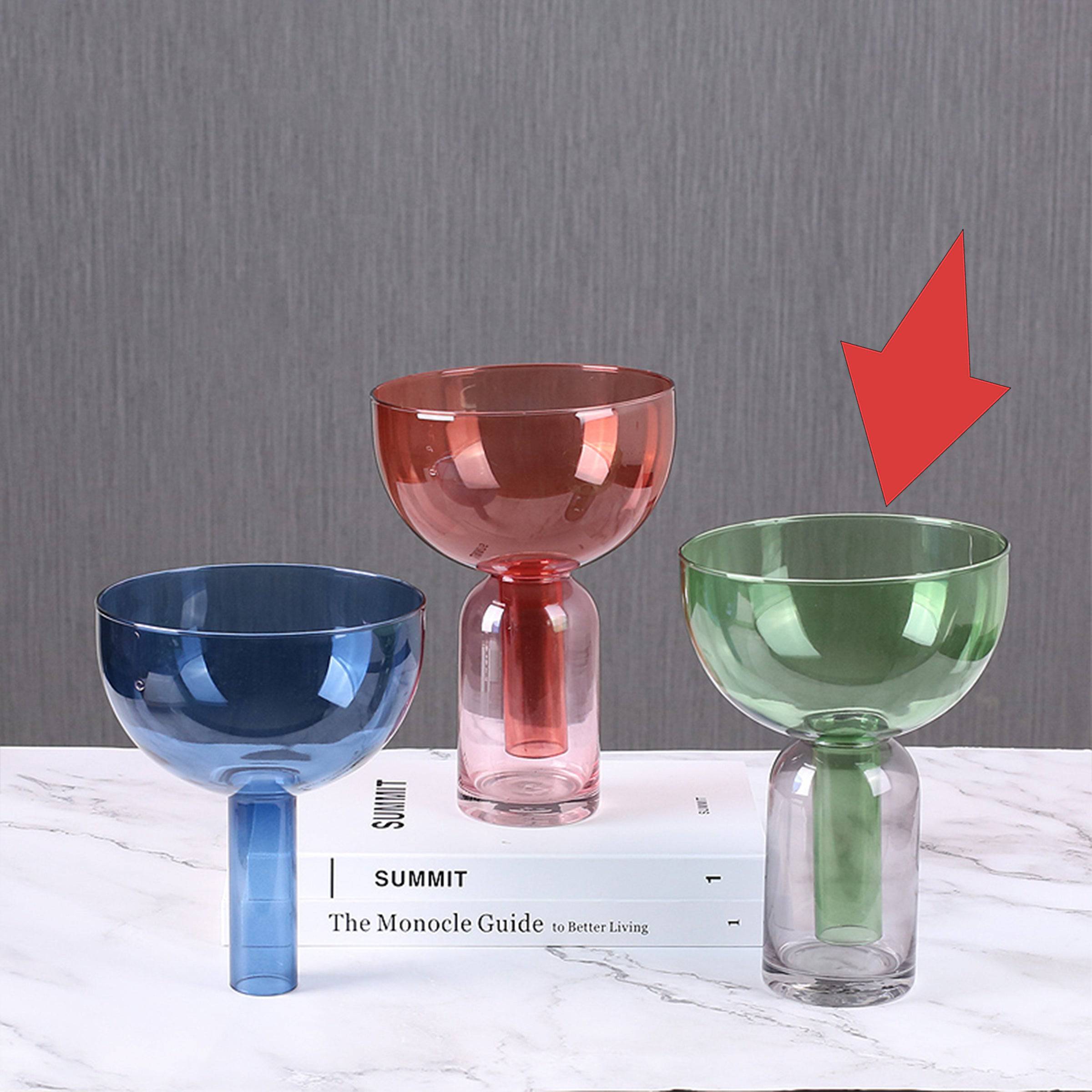 Green Funnel Vase Fb-Zs2029C - Vases - ebarza Furniture UAE | Shop Modern Furniture in Abu Dhabi & Dubai - مفروشات ايبازرا في الامارات | تسوق اثاث عصري وديكورات مميزة في دبي وابوظبي