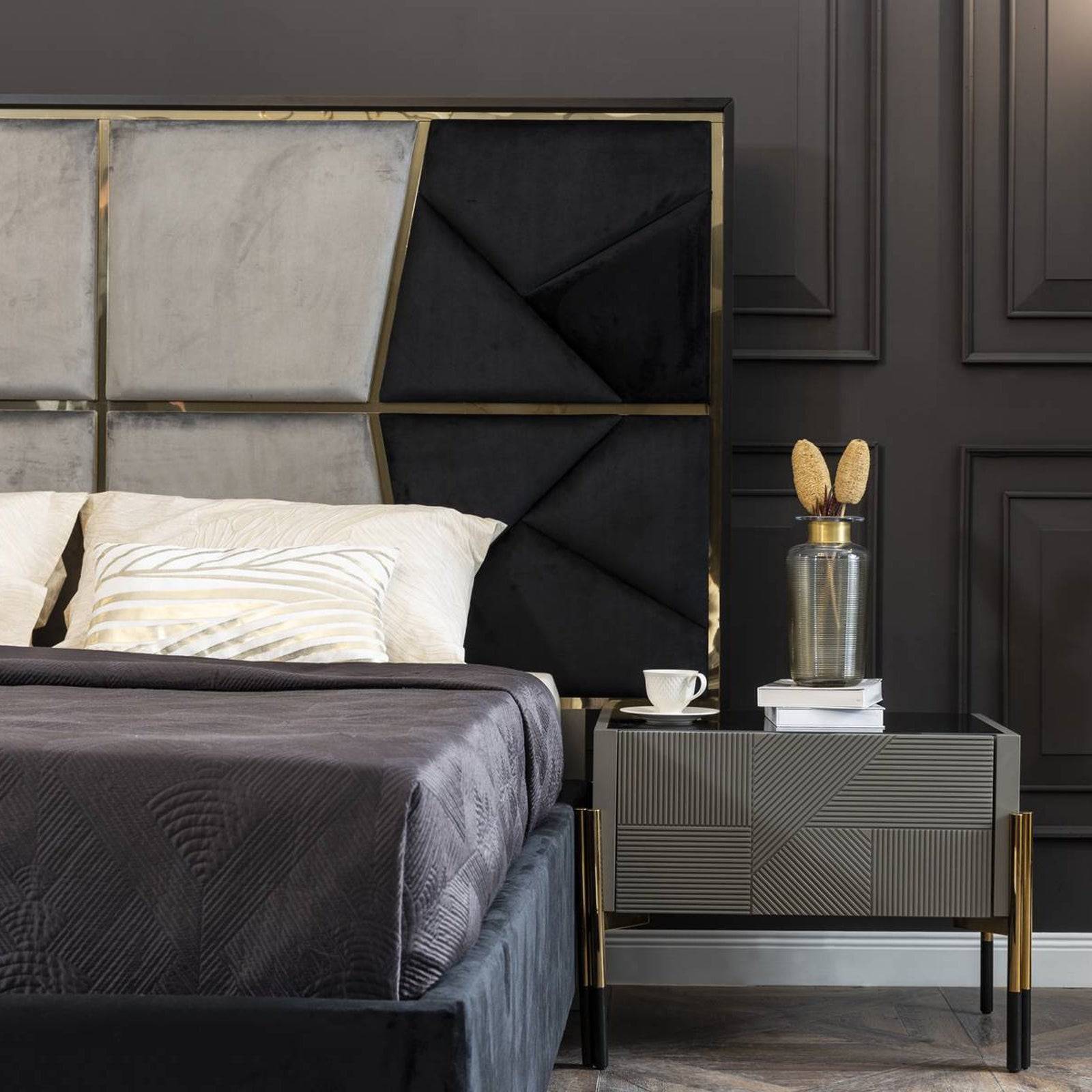 Display Item - Grey Dresser And Mirror Diva022-Dresser Nakheel - DISPLAY ITEM - ebarza Furniture UAE | Shop Modern Furniture in Abu Dhabi & Dubai - مفروشات ايبازرا في الامارات | تسوق اثاث عصري وديكورات مميزة في دبي وابوظبي