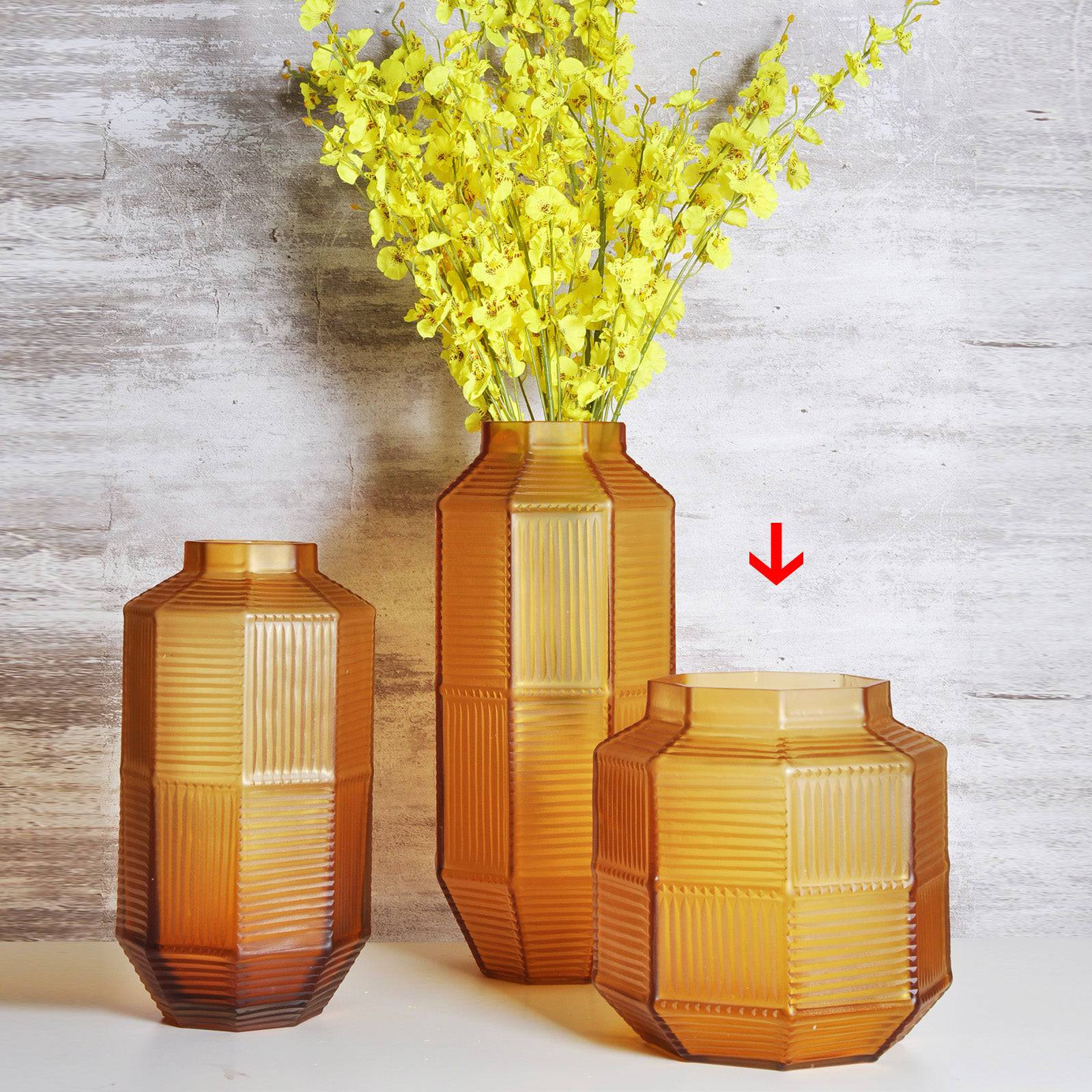 Handmade Balloton Glass Vase 15185-290 - Vases - ebarza Furniture UAE | Shop Modern Furniture in Abu Dhabi & Dubai - مفروشات ايبازرا في الامارات | تسوق اثاث عصري وديكورات مميزة في دبي وابوظبي