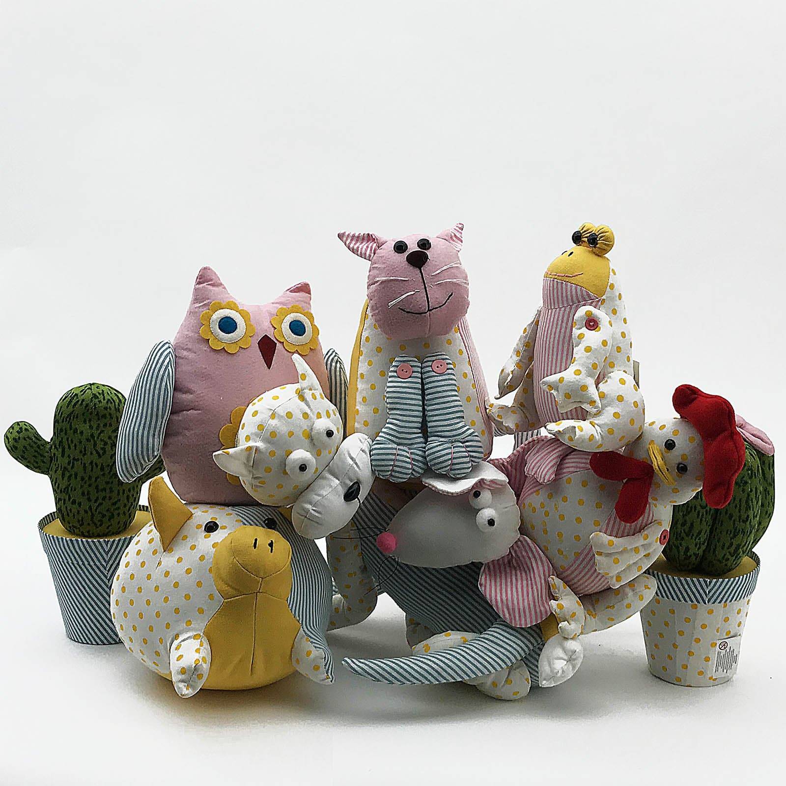 Handmade Cute Mouse Decorative Doll/Door Stopper Z003 - Doll/Door stopper - ebarza Furniture UAE | Shop Modern Furniture in Abu Dhabi & Dubai - مفروشات ايبازرا في الامارات | تسوق اثاث عصري وديكورات مميزة في دبي وابوظبي