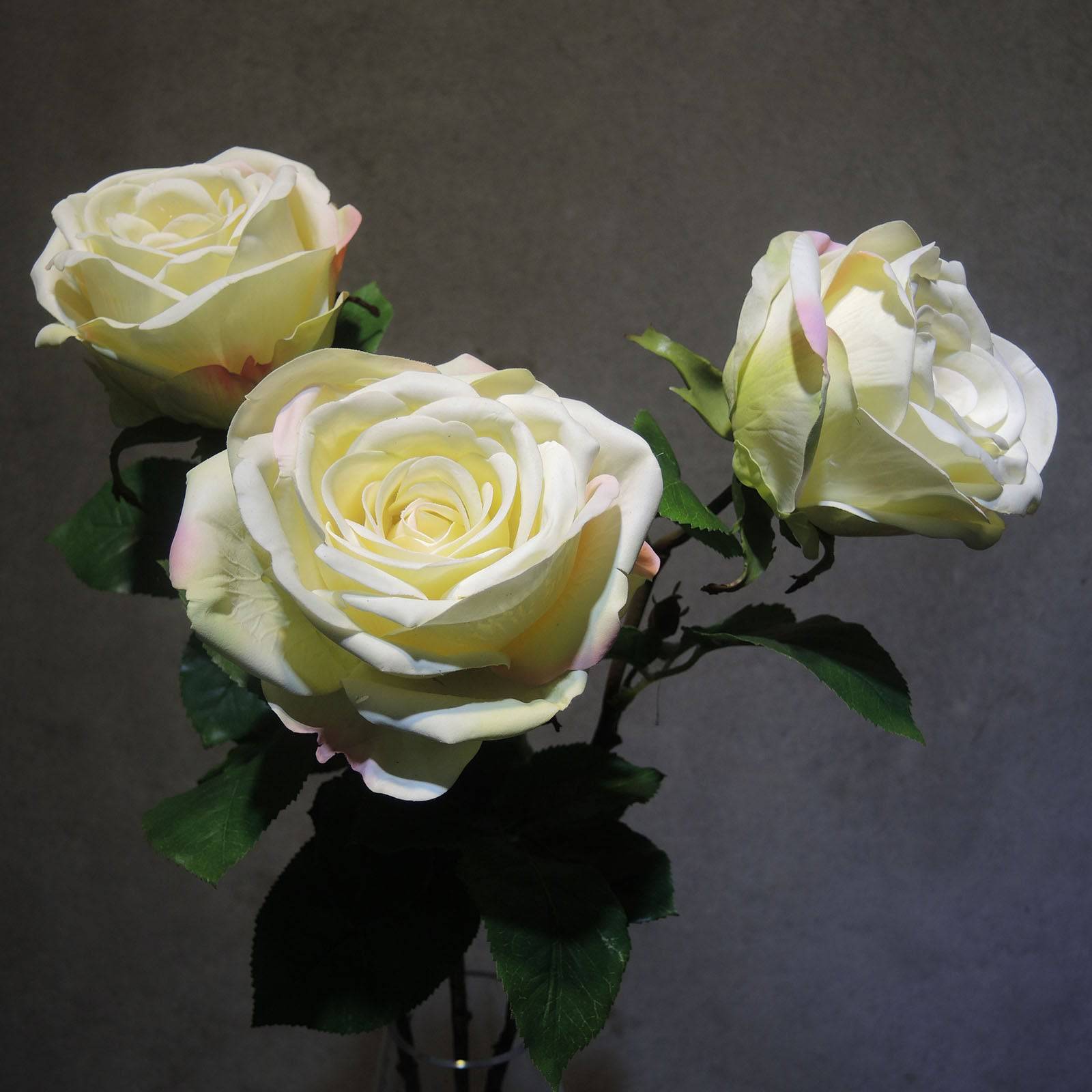 Handmade Decorative Artificial Plant N35220-H022-Wh - Plants - ebarza Furniture UAE | Shop Modern Furniture in Abu Dhabi & Dubai - مفروشات ايبازرا في الامارات | تسوق اثاث عصري وديكورات مميزة في دبي وابوظبي