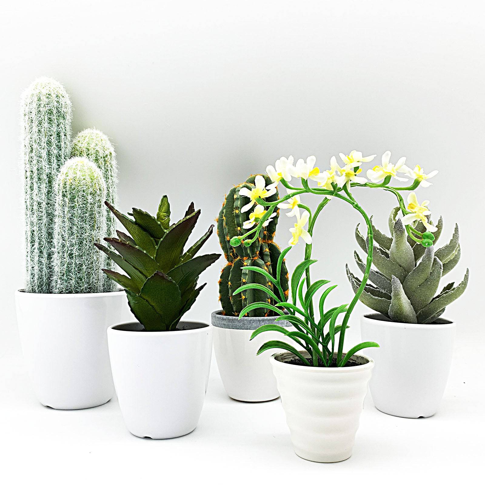 Handmade Decorative Artificial Plant+Planter Pot P00676 Wh - Planter Boxes - ebarza Furniture UAE | Shop Modern Furniture in Abu Dhabi & Dubai - مفروشات ايبازرا في الامارات | تسوق اثاث عصري وديكورات مميزة في دبي وابوظبي