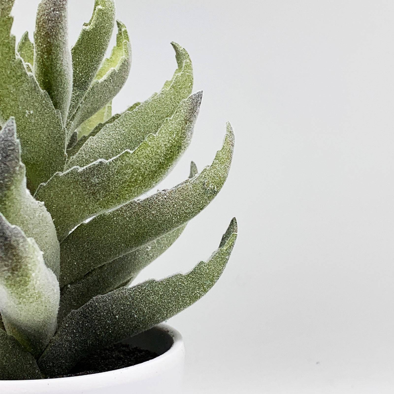 Handmade Decorative Artificial Plant+Planter Pot P01011 - Planter Boxes - ebarza Furniture UAE | Shop Modern Furniture in Abu Dhabi & Dubai - مفروشات ايبازرا في الامارات | تسوق اثاث عصري وديكورات مميزة في دبي وابوظبي